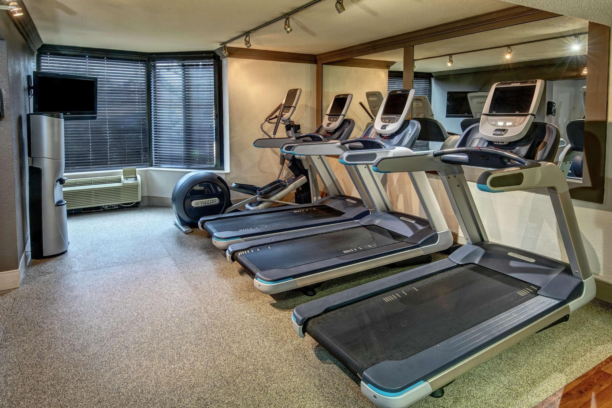 Gimnasio DoubleTree by Hilton Hotel Jackson