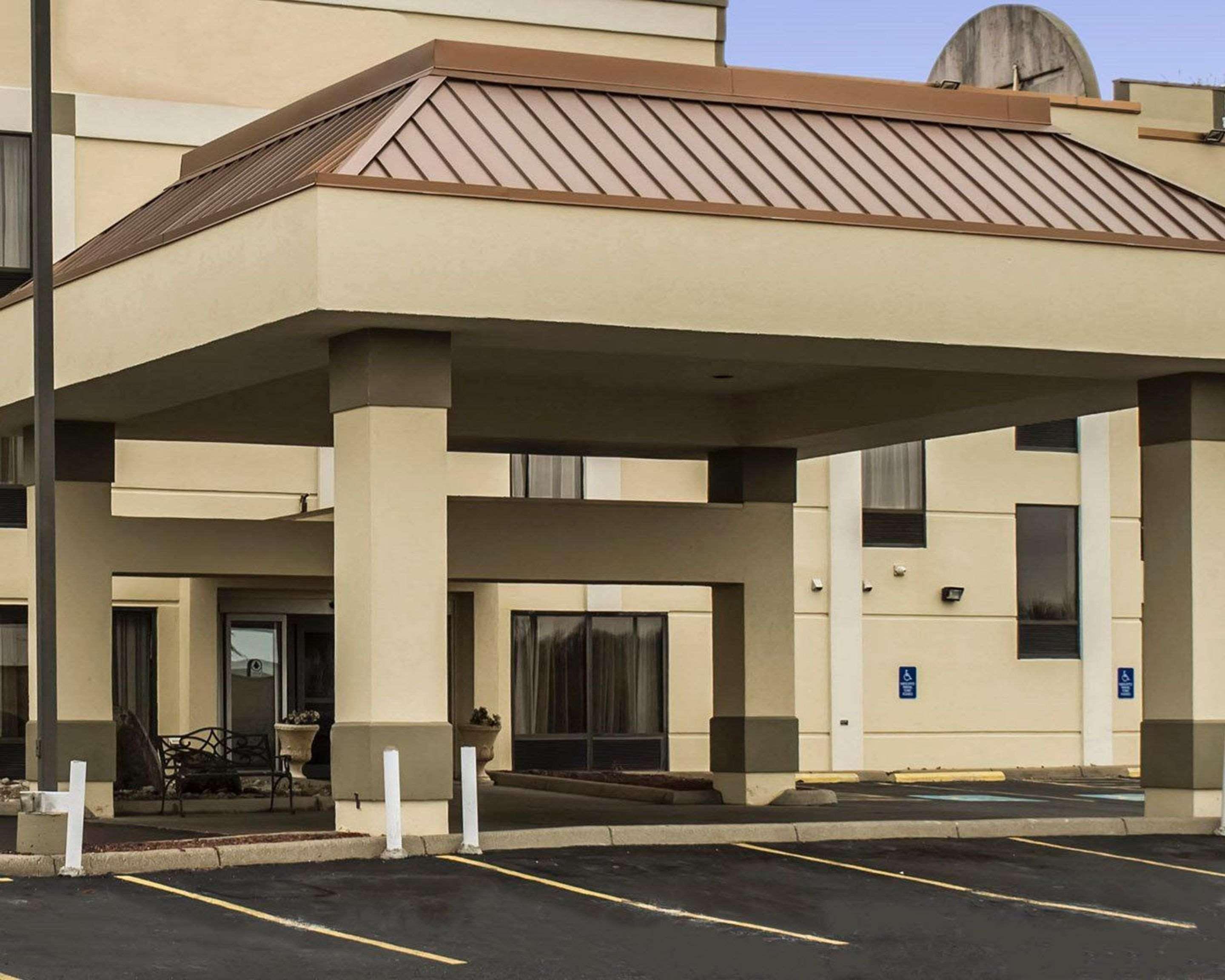 Vista Exterior Quality Inn