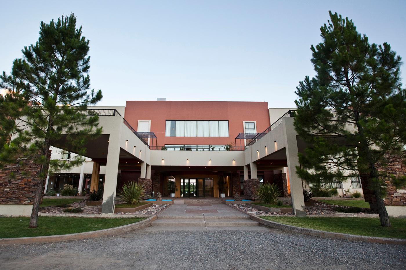 Vista Exterior Fuente Mayor Hotel And Resort