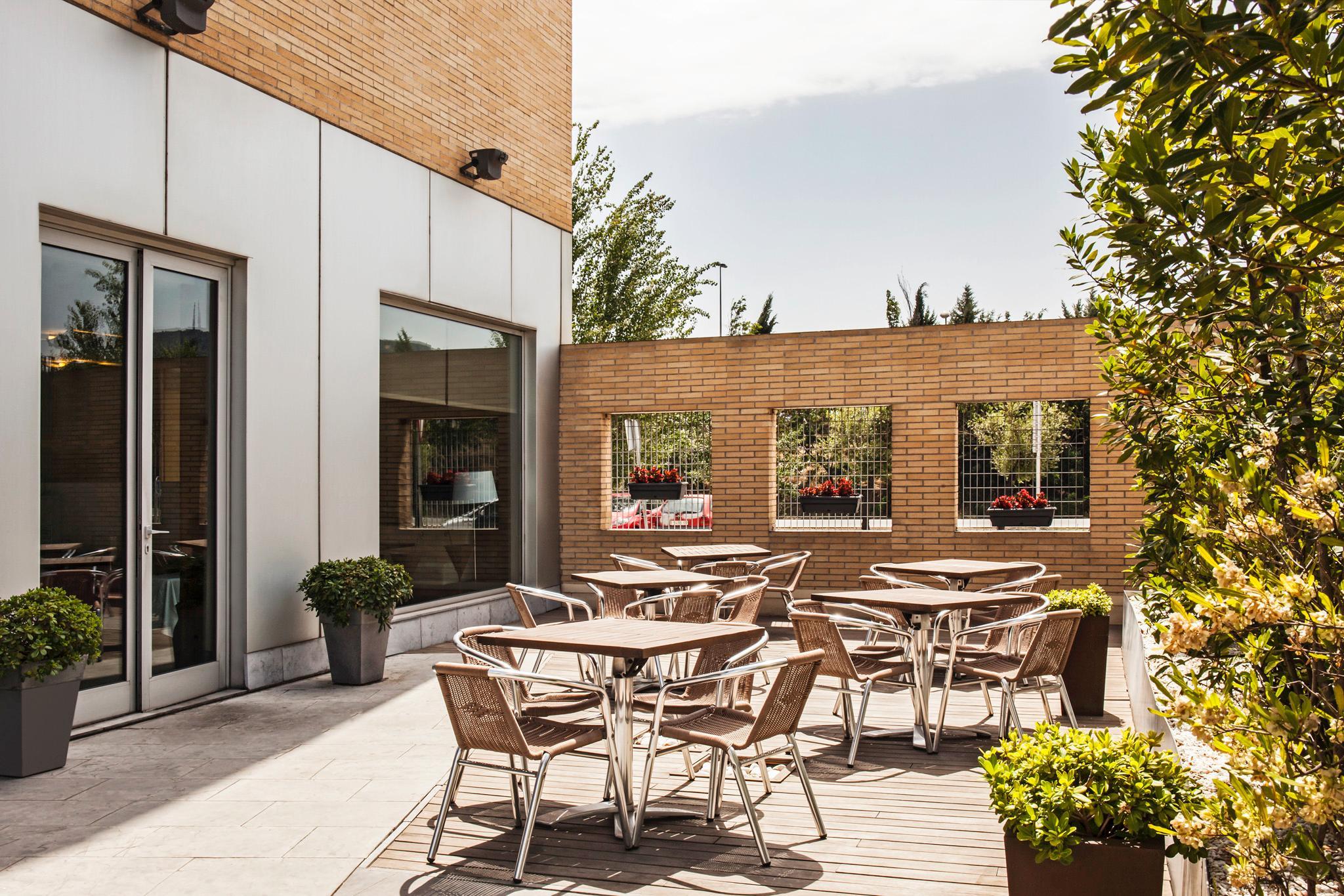 Varios ibis Barcelona Molins de Rei