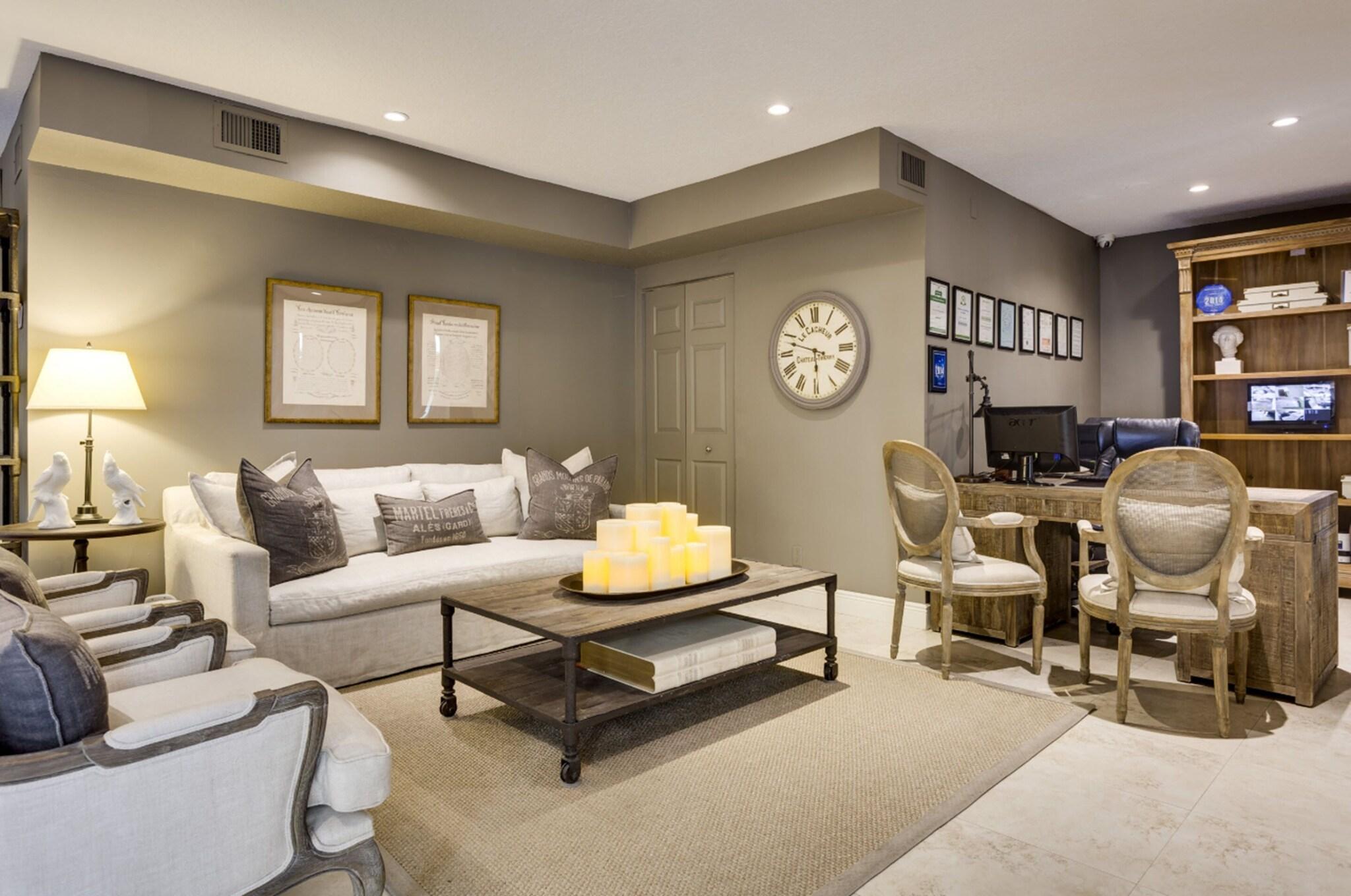 Vista Lobby Sun Harbour Boutique Hotel