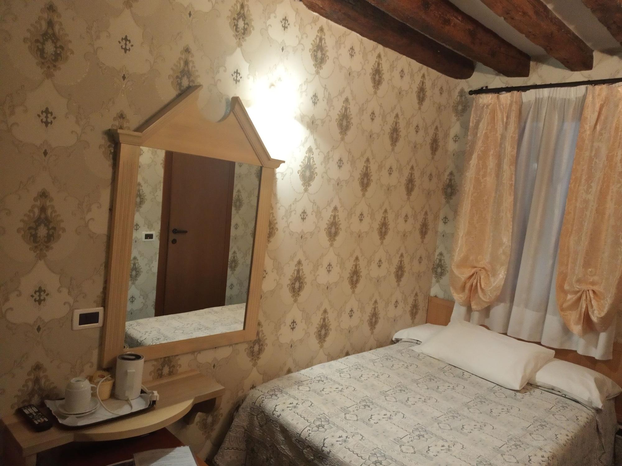 Habitación Hotel Tintoretto