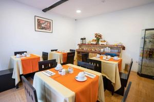 Alojamiento - San Blas Plaza Hotel
