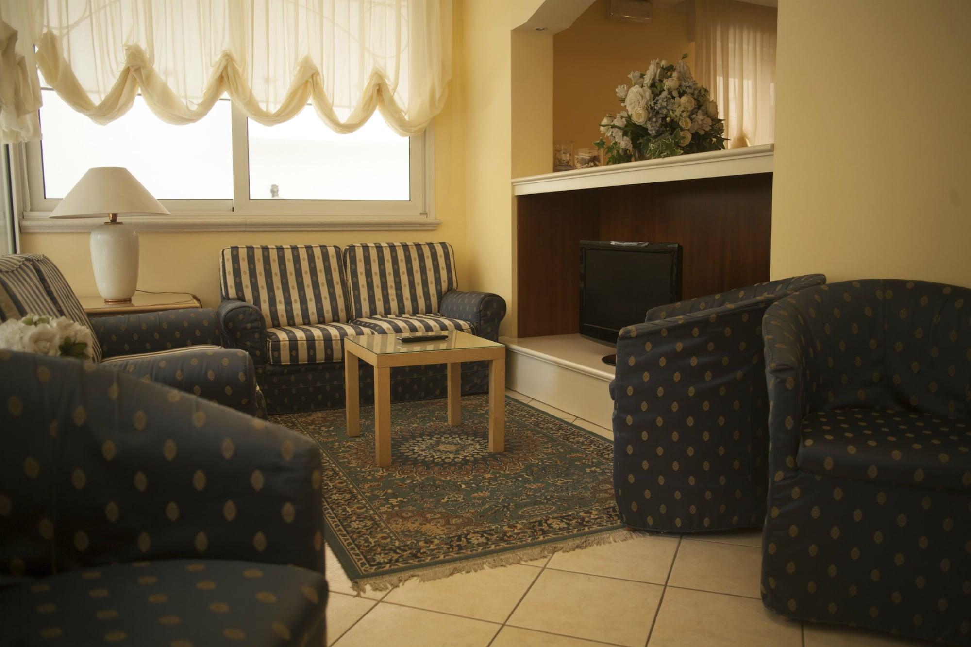 Vista Lobby Hotel Cannes Riccione