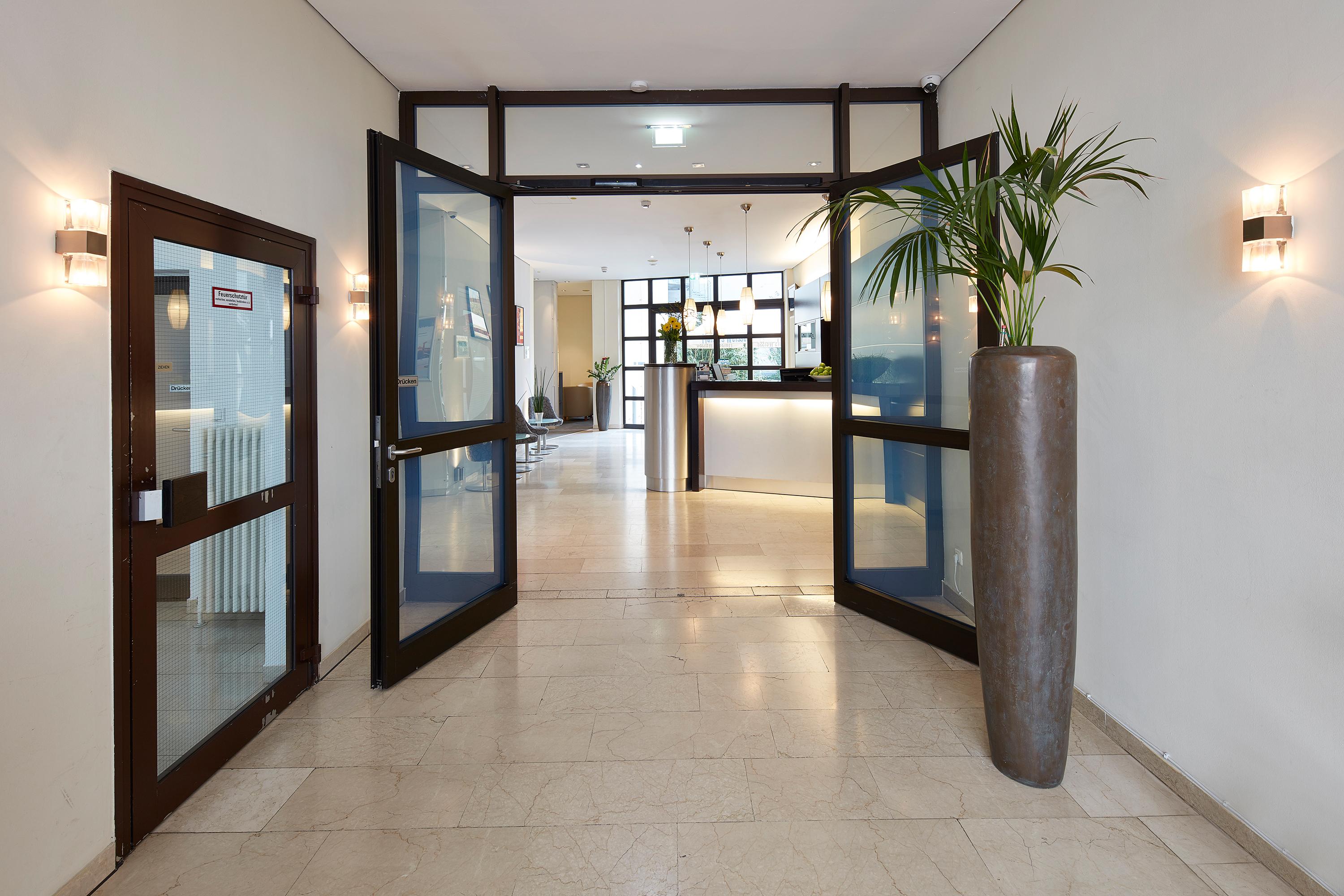 Vista Exterior B&B Hotel München-Hbf