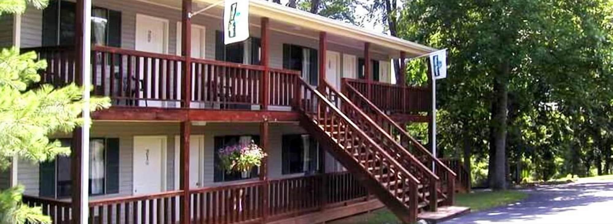 Vista Exterior Timber Pointe Resort