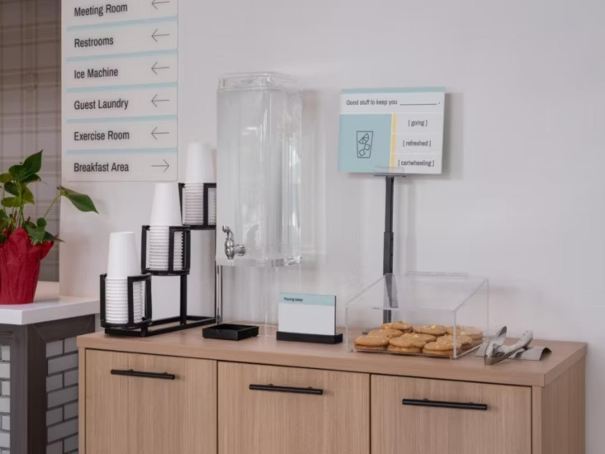 Restaurant Garner Hotel Liberty Lake by IHG