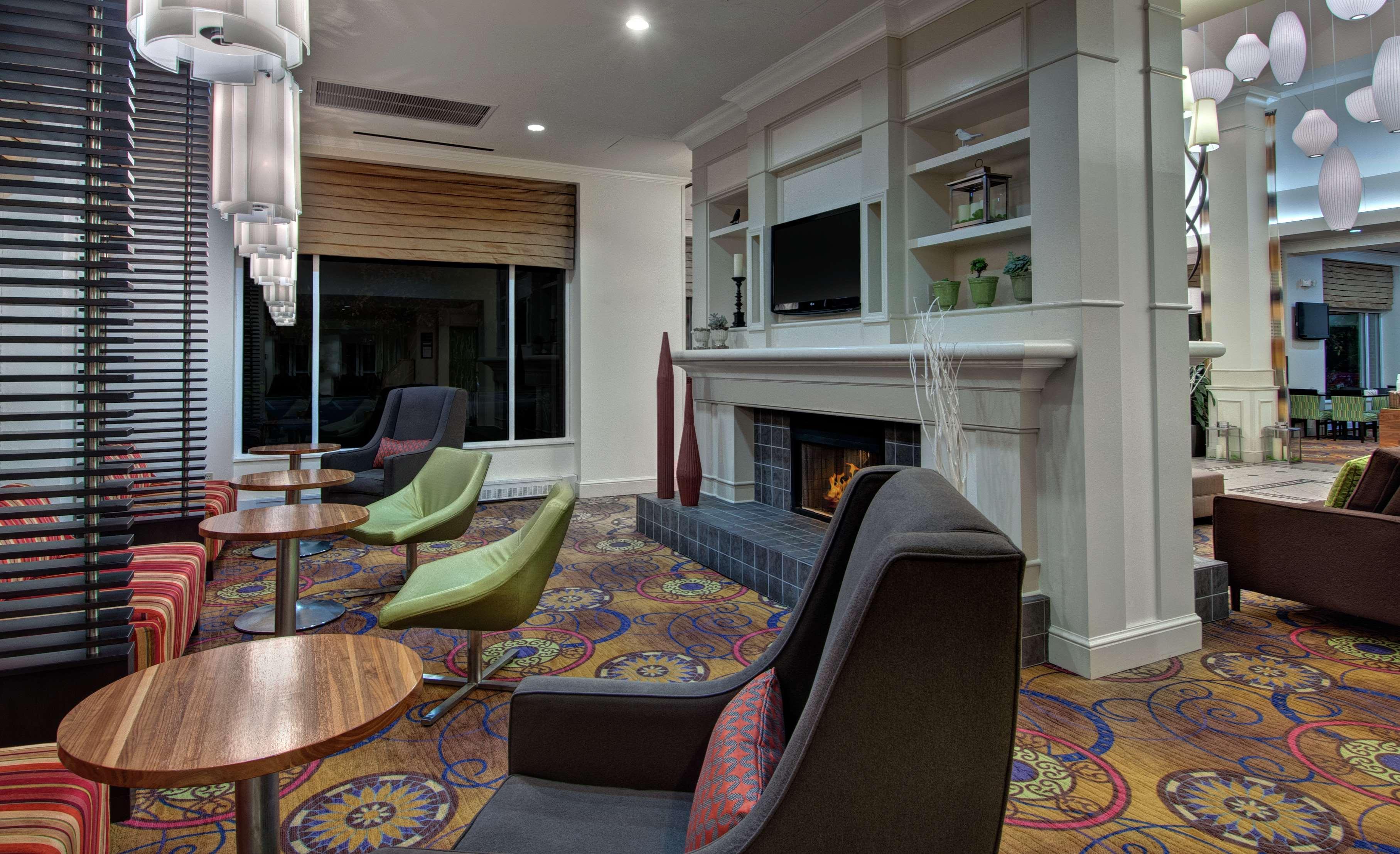 Vista Lobby Hilton Garden Inn Detroit Metro Airport