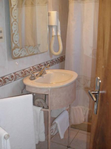 Equipamiento de Habitación Hotel Rincón del Real