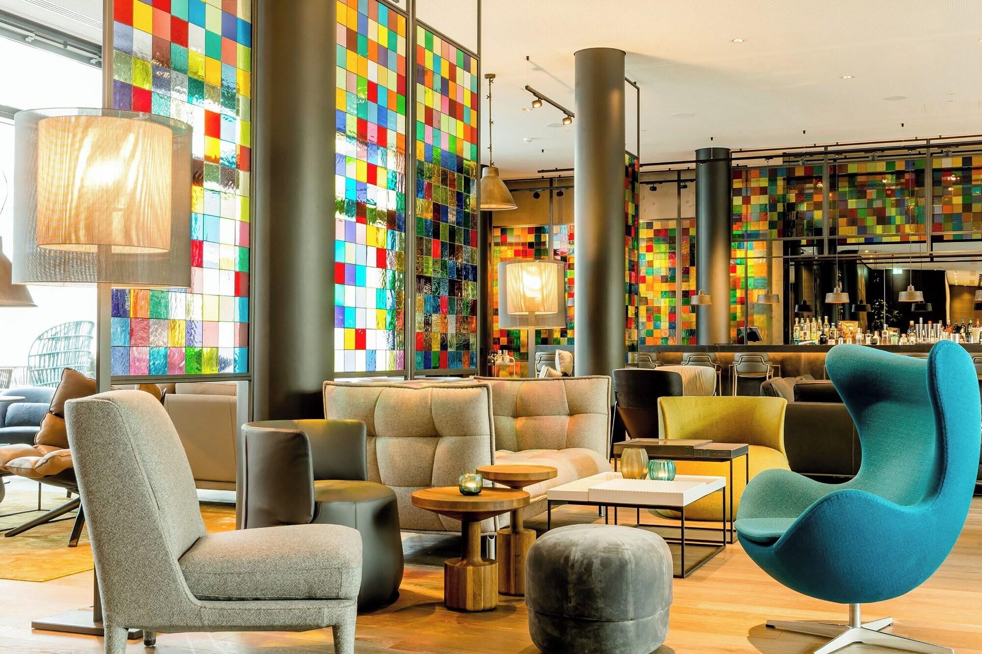 Varios Motel One Köln - Neumarkt