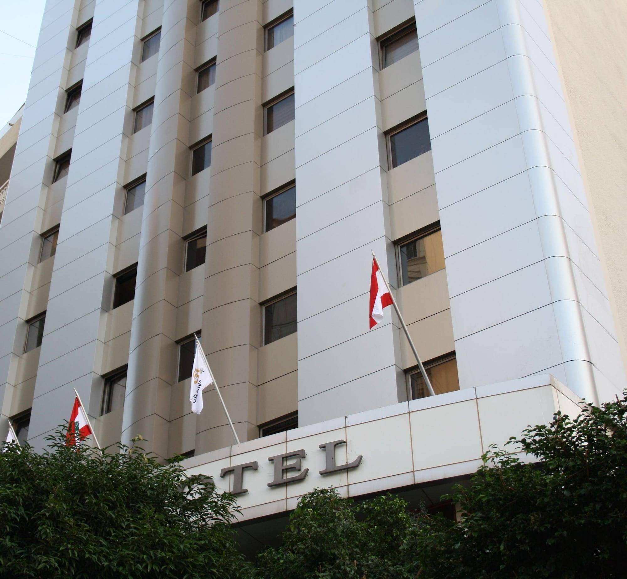 Vista Exterior Grand Hotel Beirut