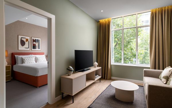 The Lincoln Suites