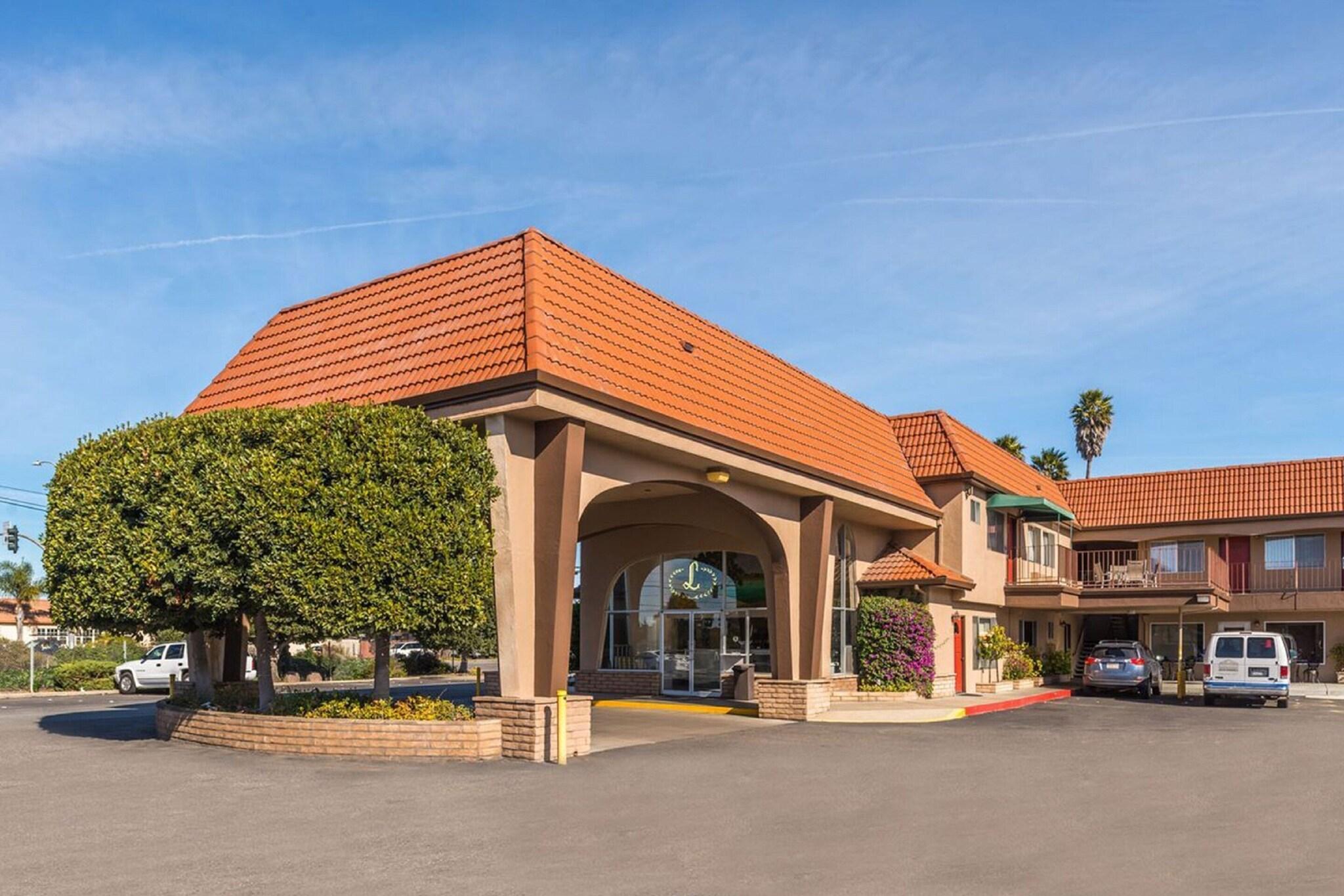 Varios Laurel Inn Motel