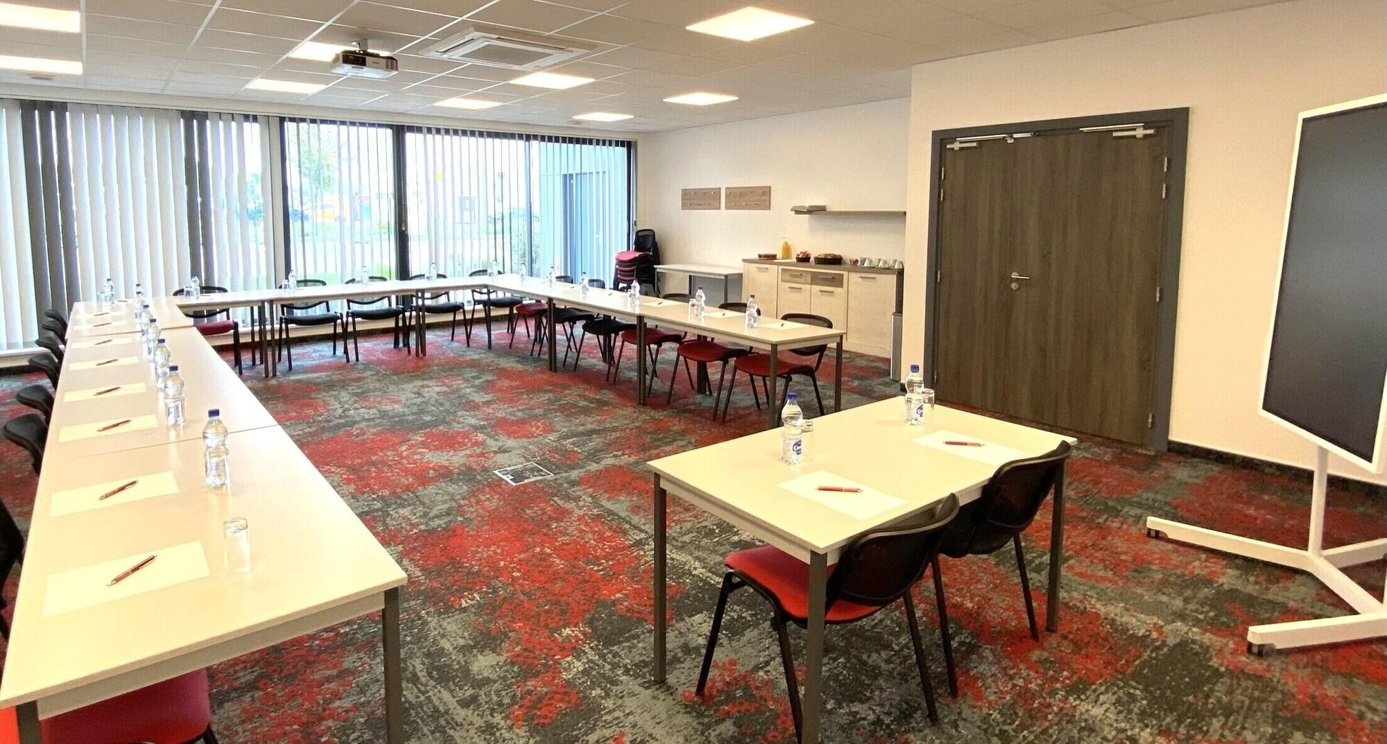 Sala de Reuniones B&B HOTEL Brumath Bernolsheim