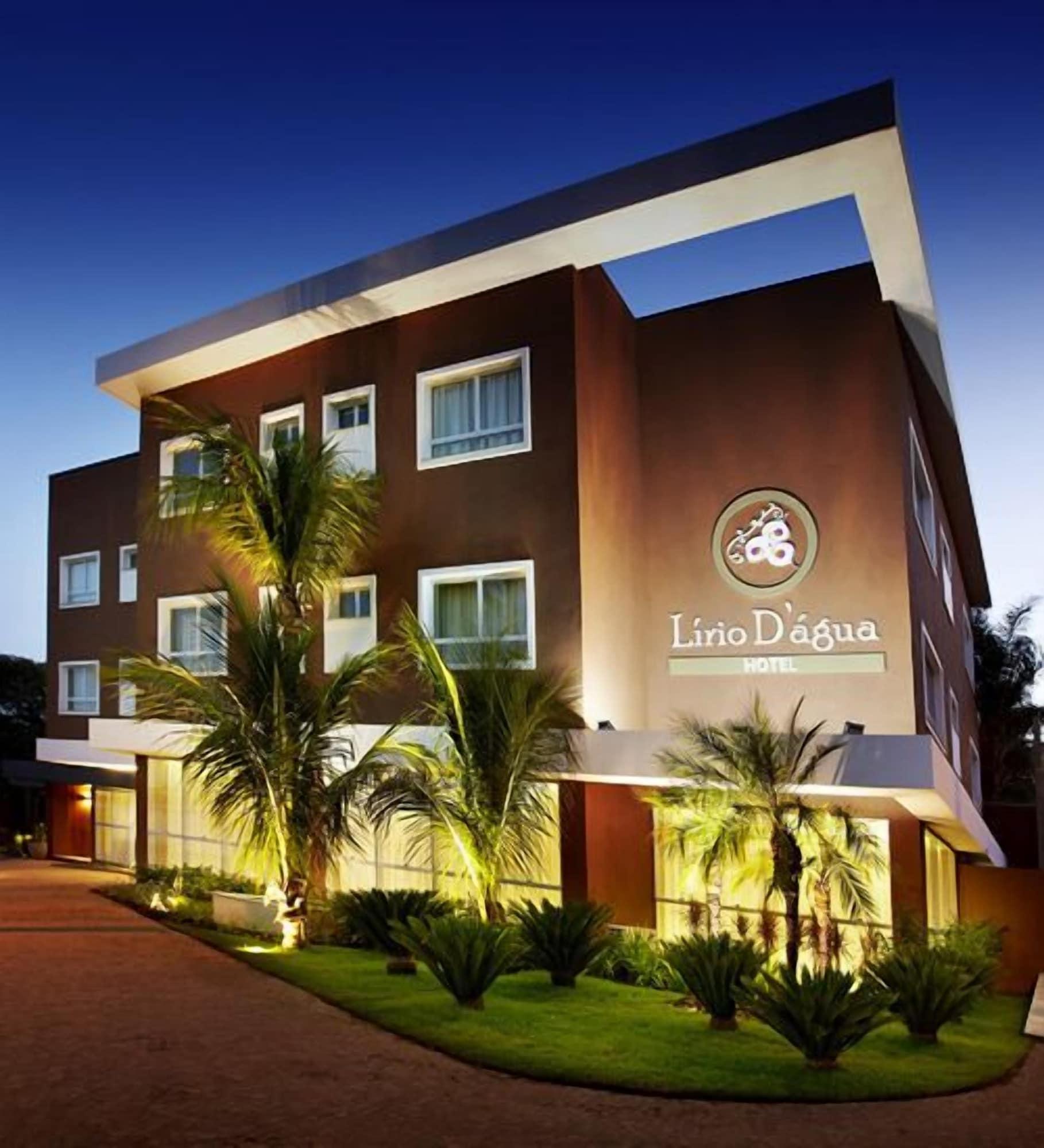 Varios Lirio D'Agua Hotel