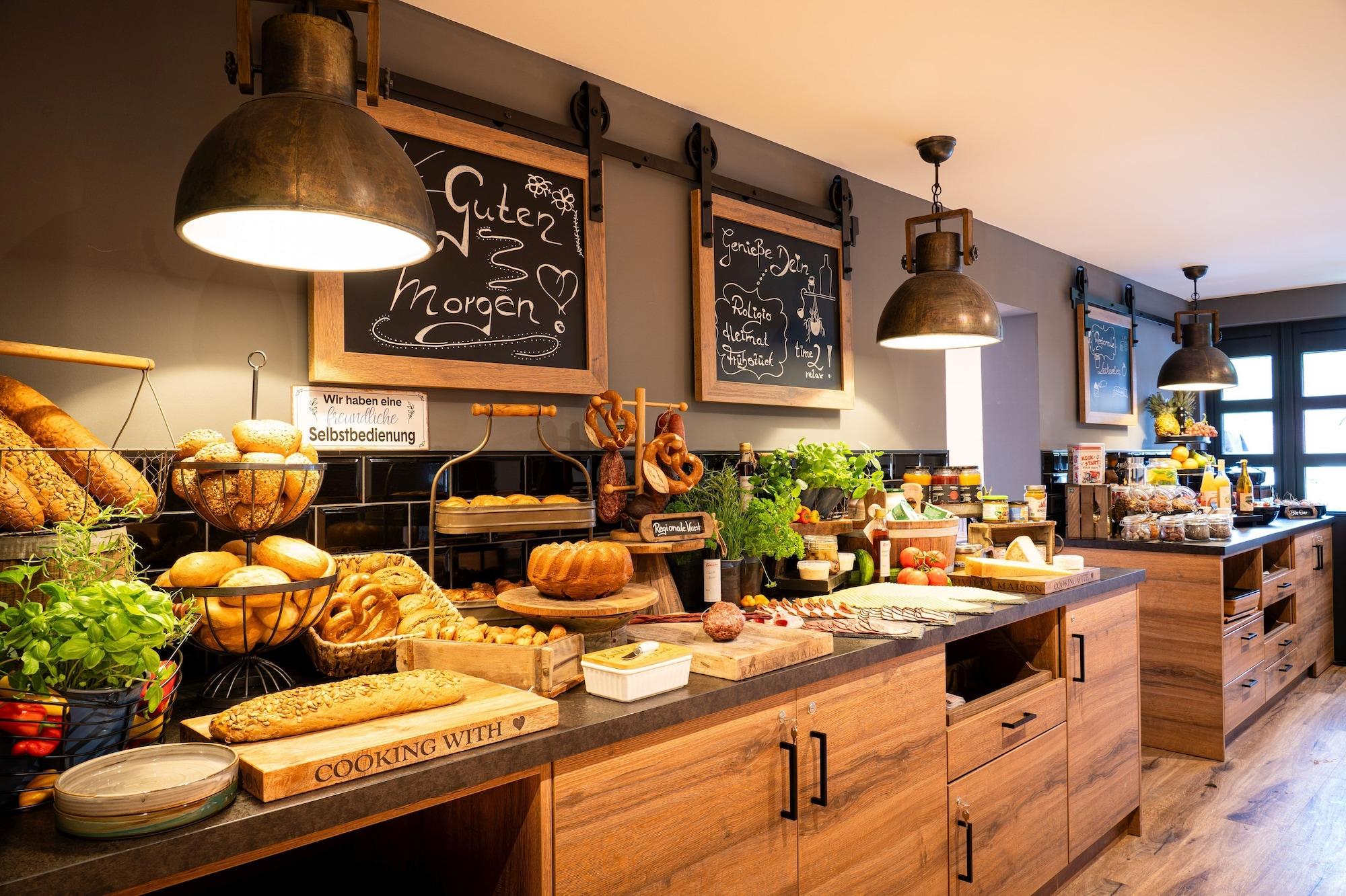 Restaurant Haus Tonburg - RoLigio-Campus