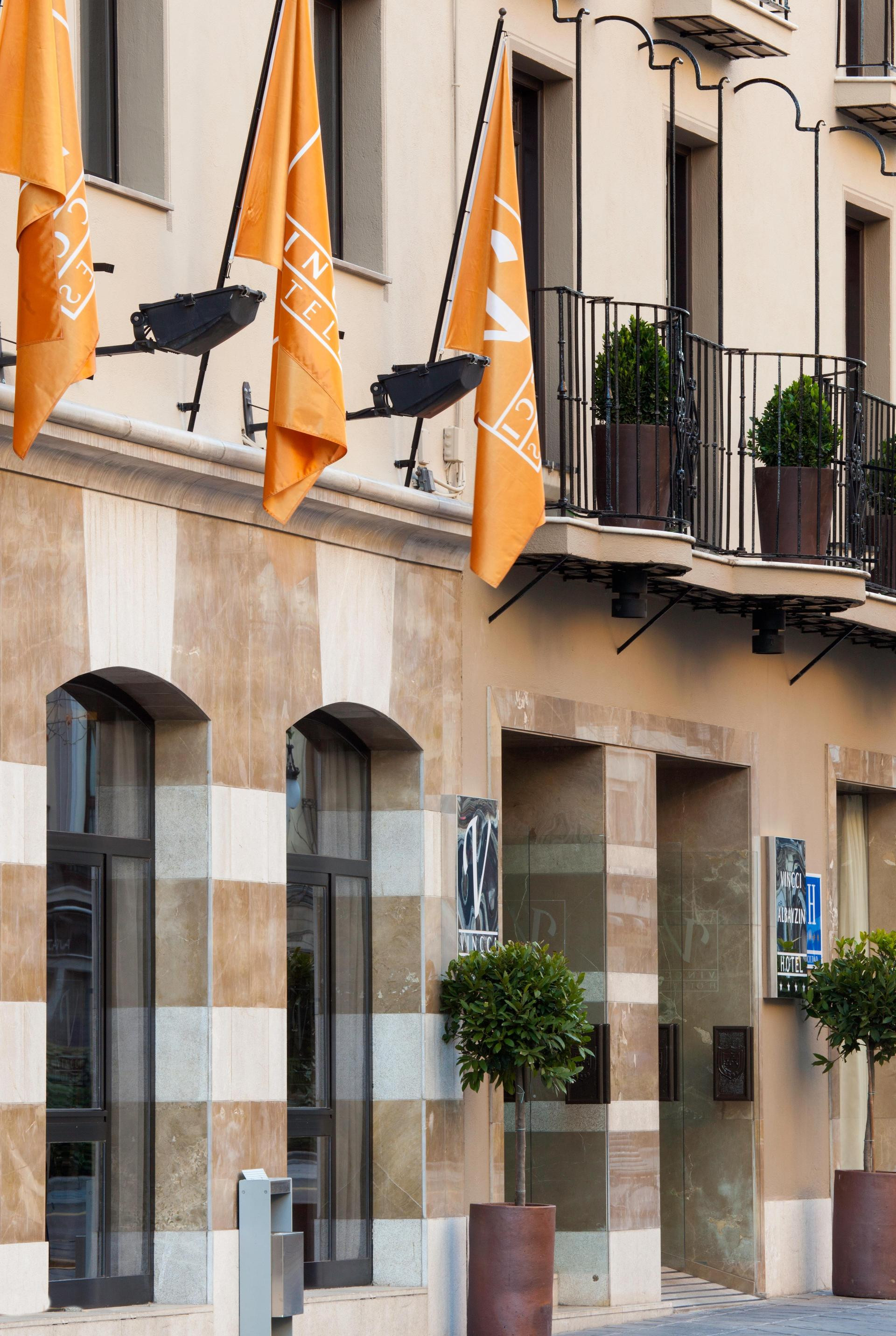 Vista Exterior Vincci Albayzin Hotel