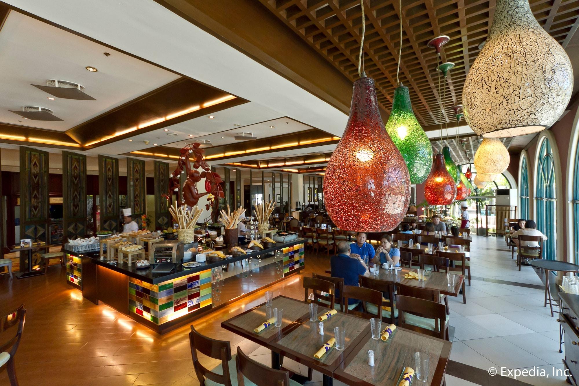 Restaurant Waterfront Airport Hotel & Casino