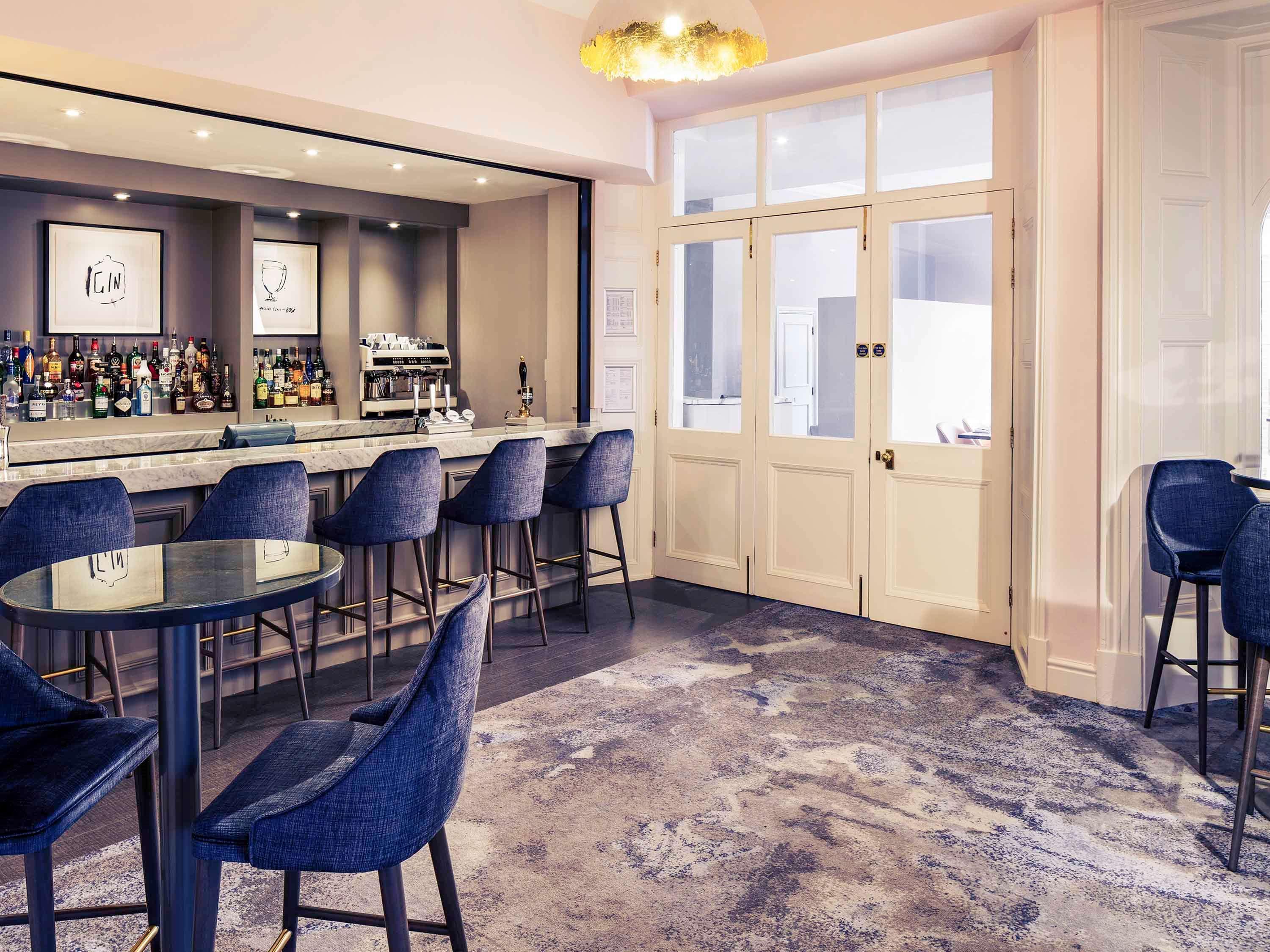 Bar/Salón Mercure Gloucester Bowden Hall Hotel