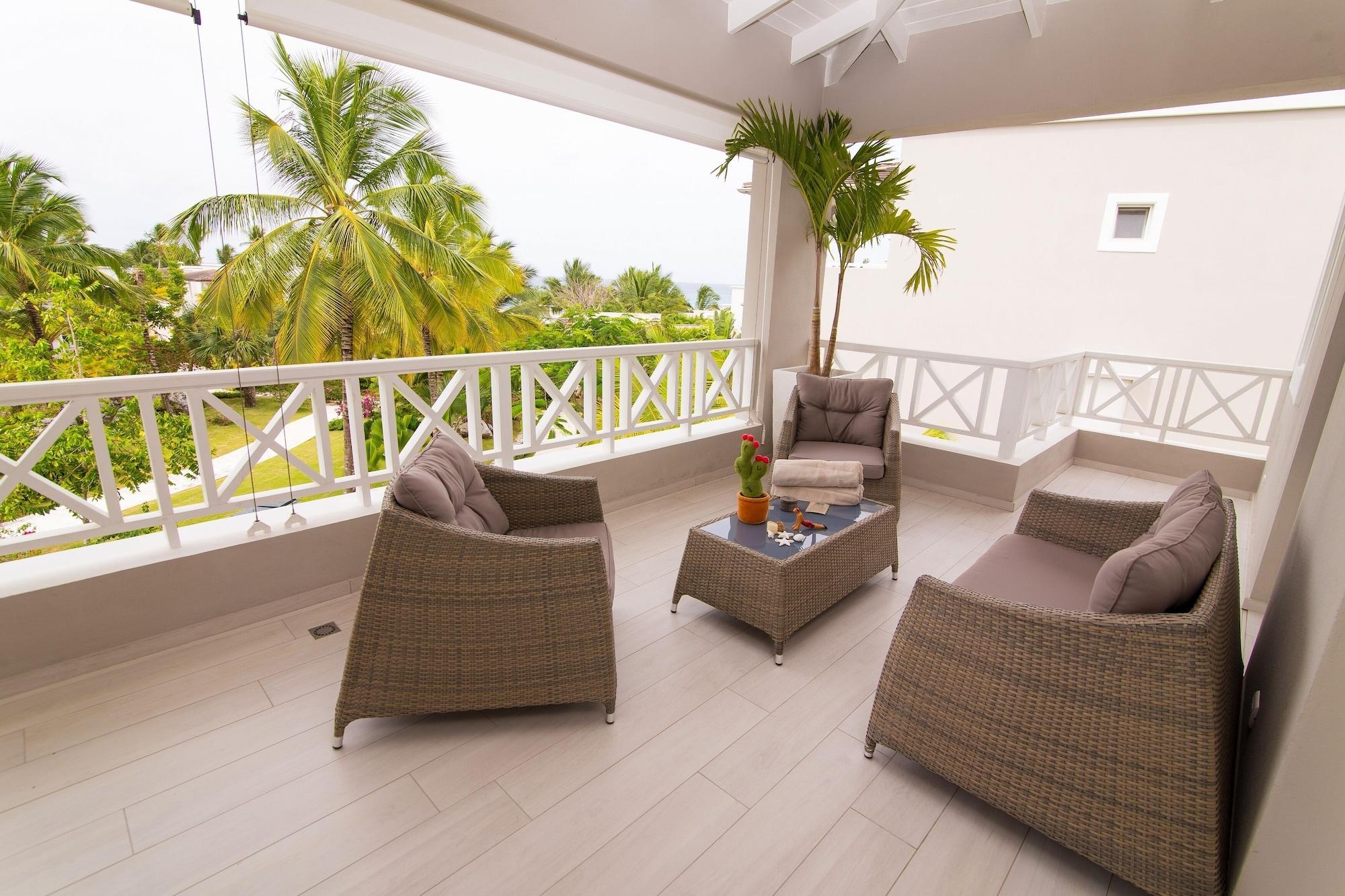 Vista Exterior TRACADERO Beach Club and Holidays Rentals