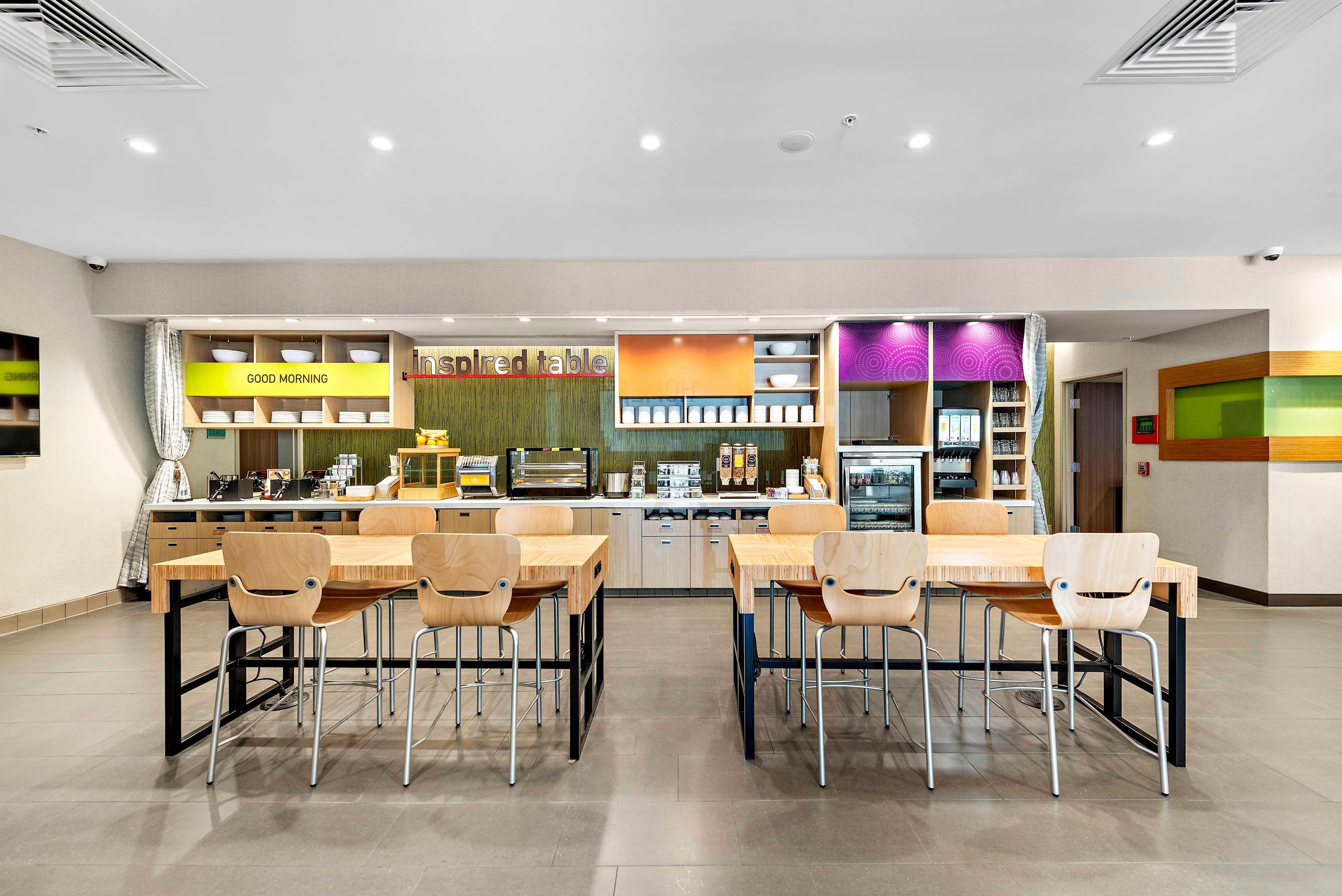 Restaurant Home2 Suites by Hilton San Bernardino