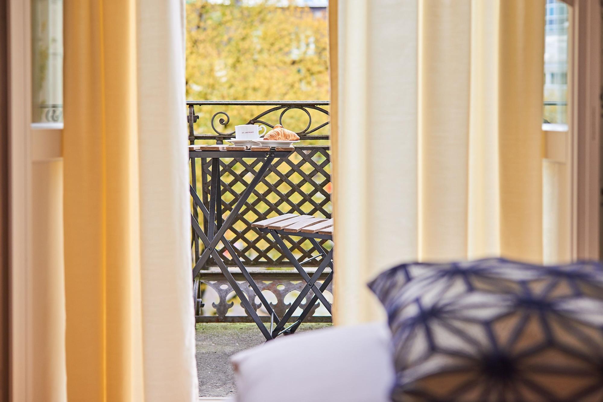 Varios Saint Georges Hotel