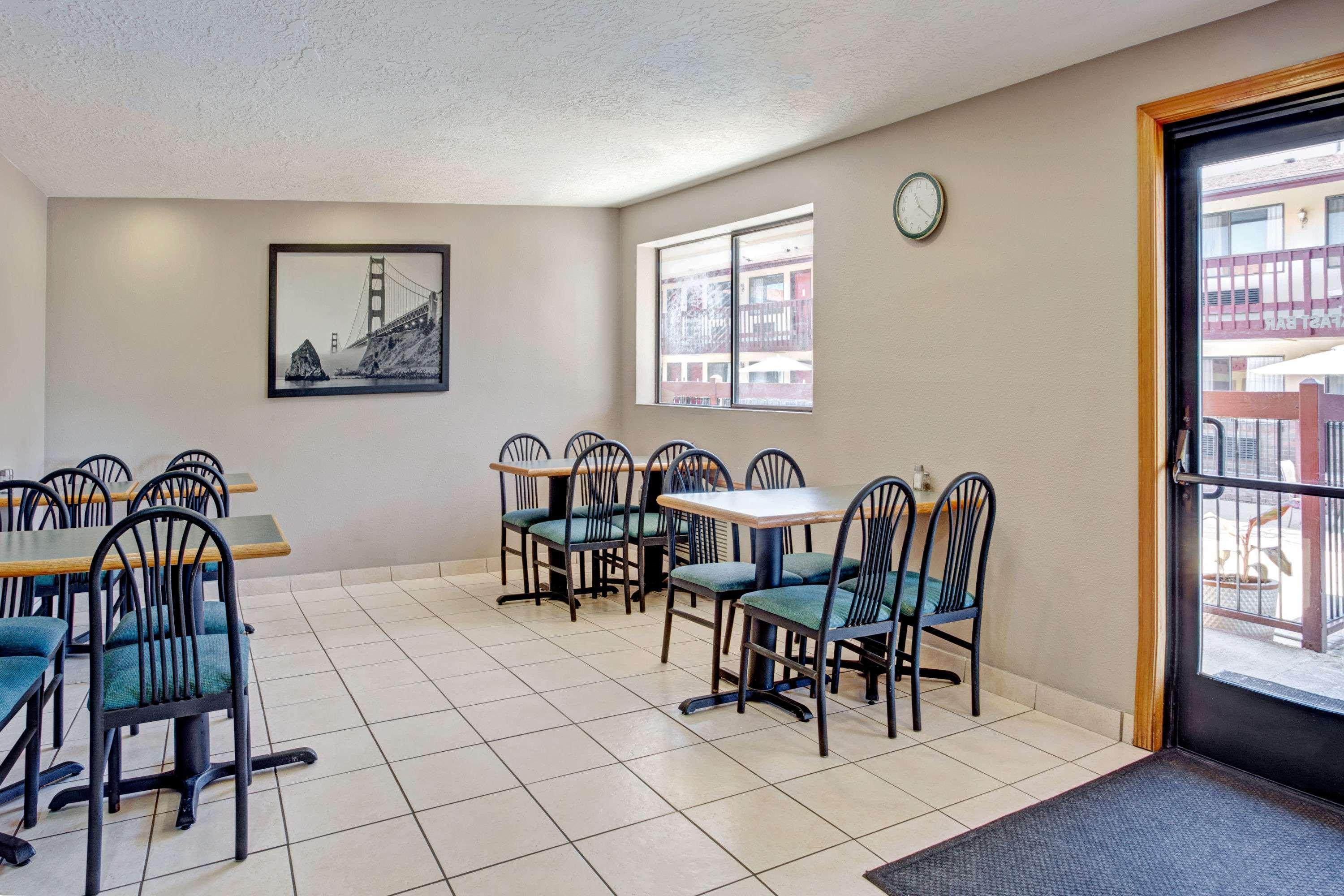 Restaurant Super 8 by Wyndham Albany