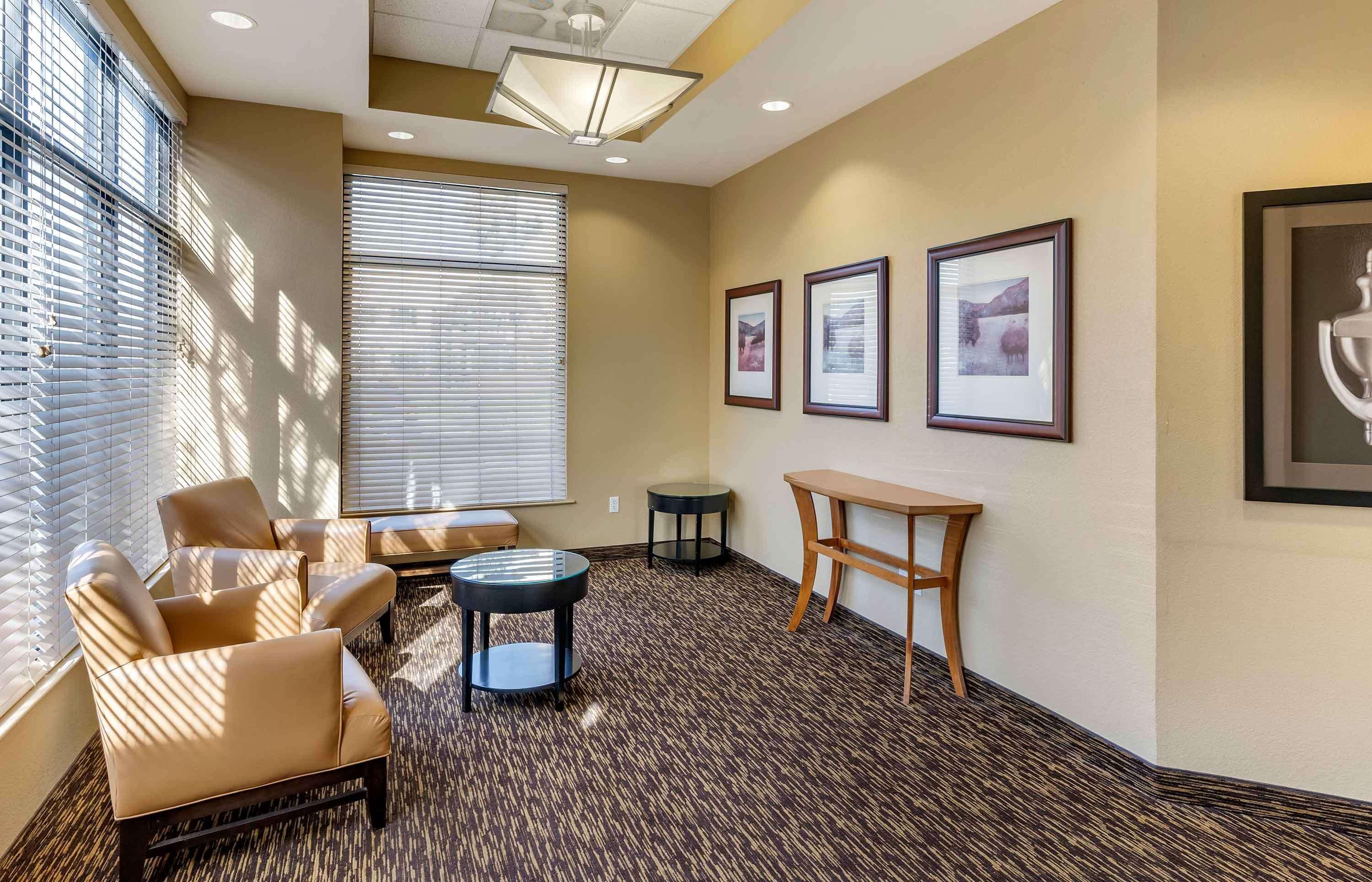 Vista Lobby Extended Stay America Suites San Rafael Francisco Blvd East