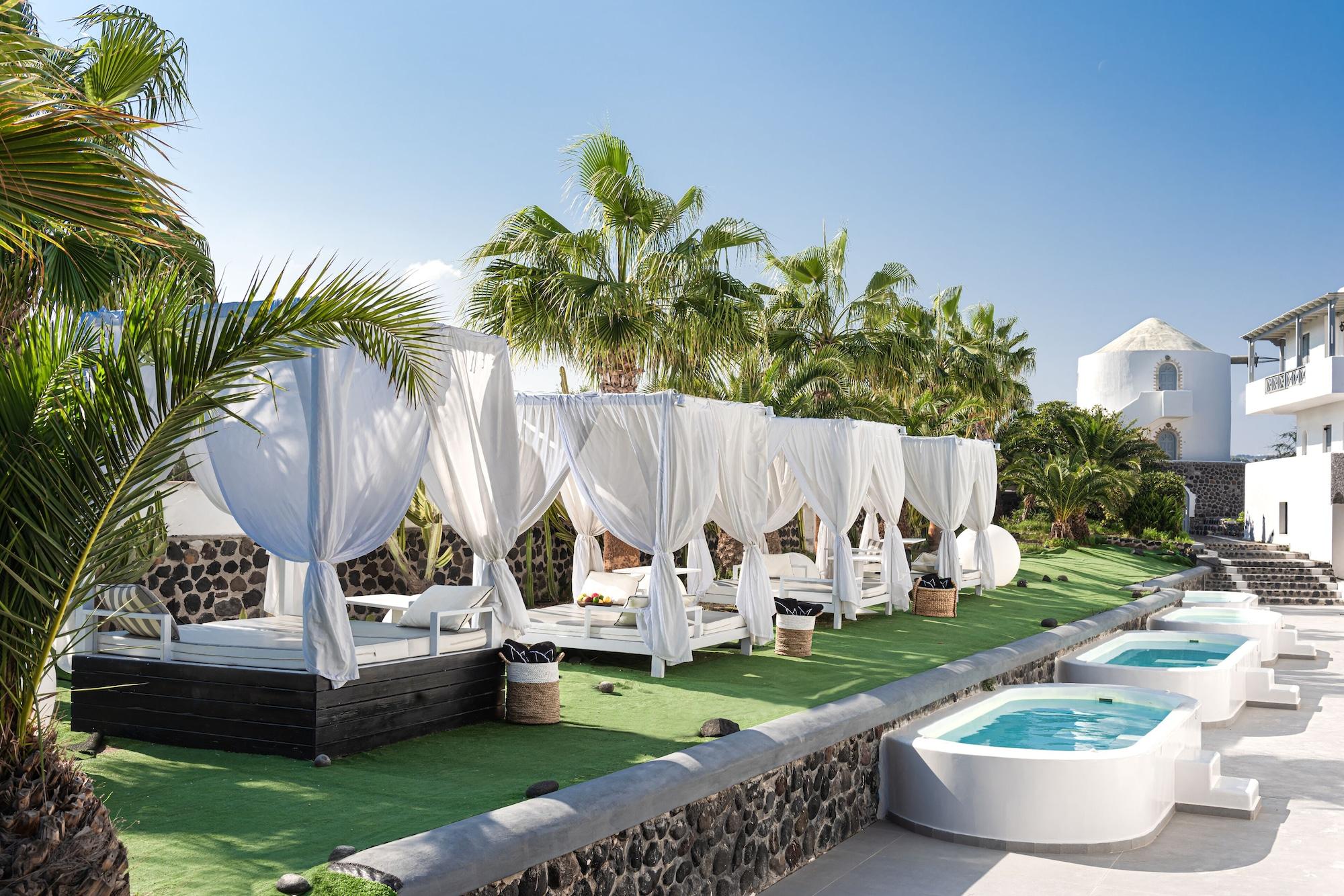 Vista Exterior Smy Mediterranean White Santorini