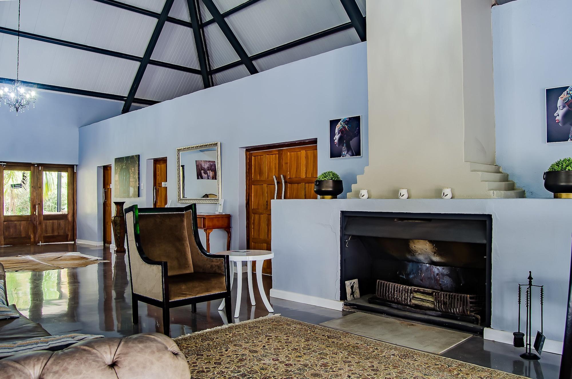 Vista Lobby Mount Shekinah Country Hotel