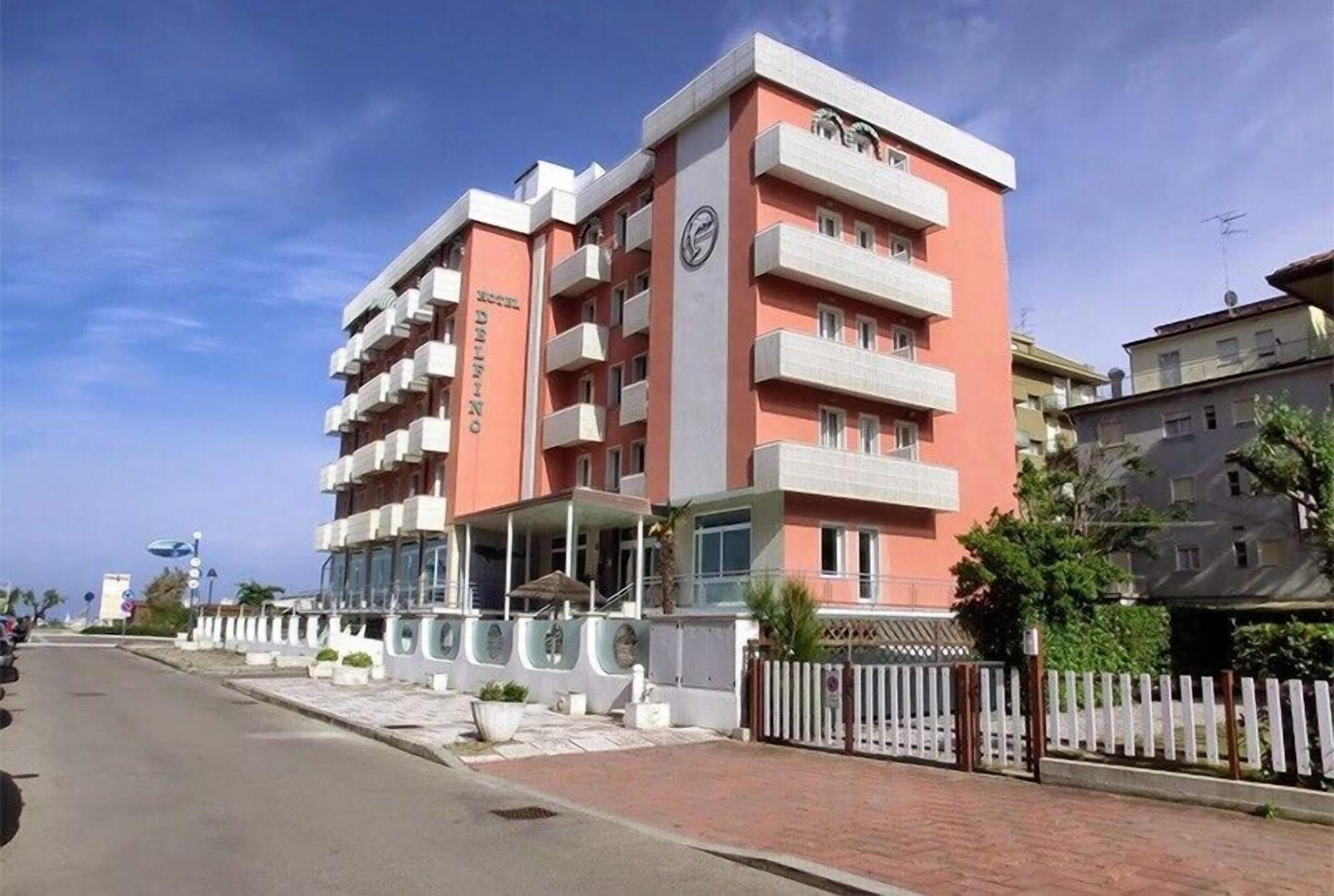 Vista Exterior Hotel Delfino