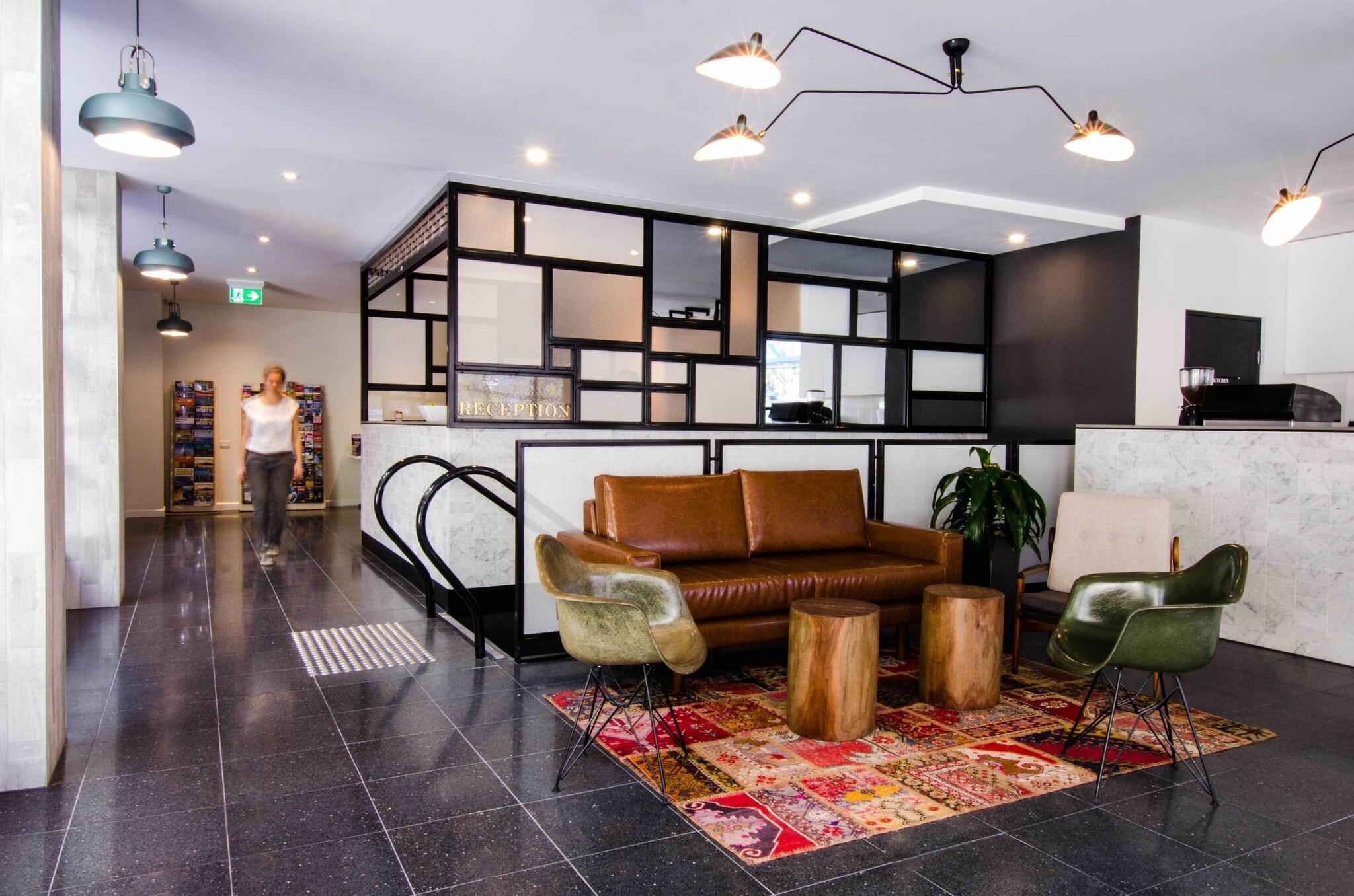 Vista Lobby ibis budget Sydney East