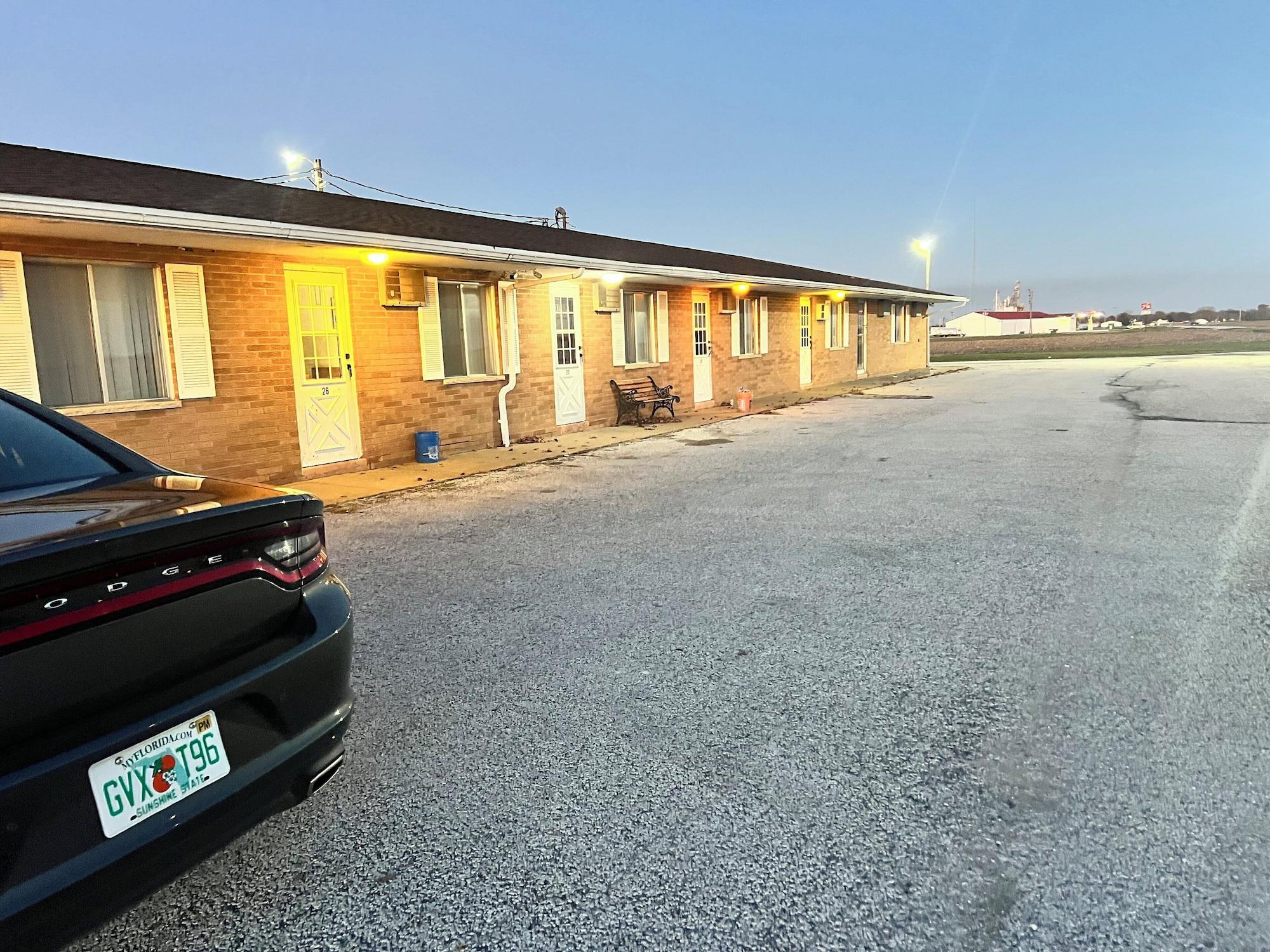 Comodidades del Alojamiento Hotel Prairie Winds Carthage Keokuk Hwy 136