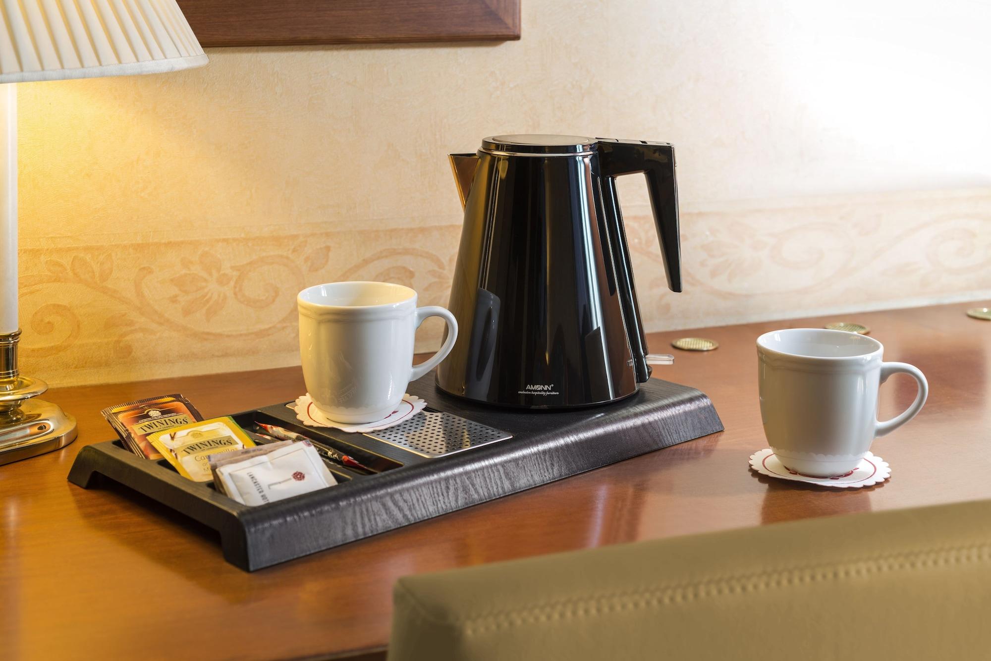 Set de Habitación Lancaster Hotel