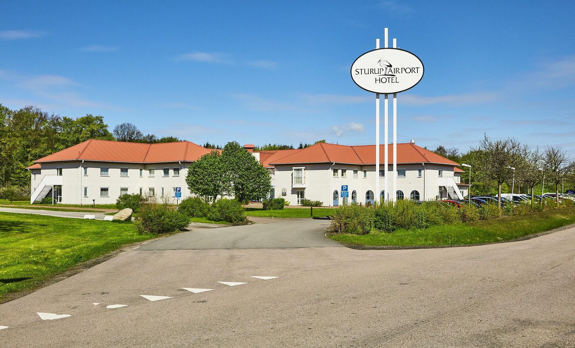 Vista Exterior Sturup Airport Hotel