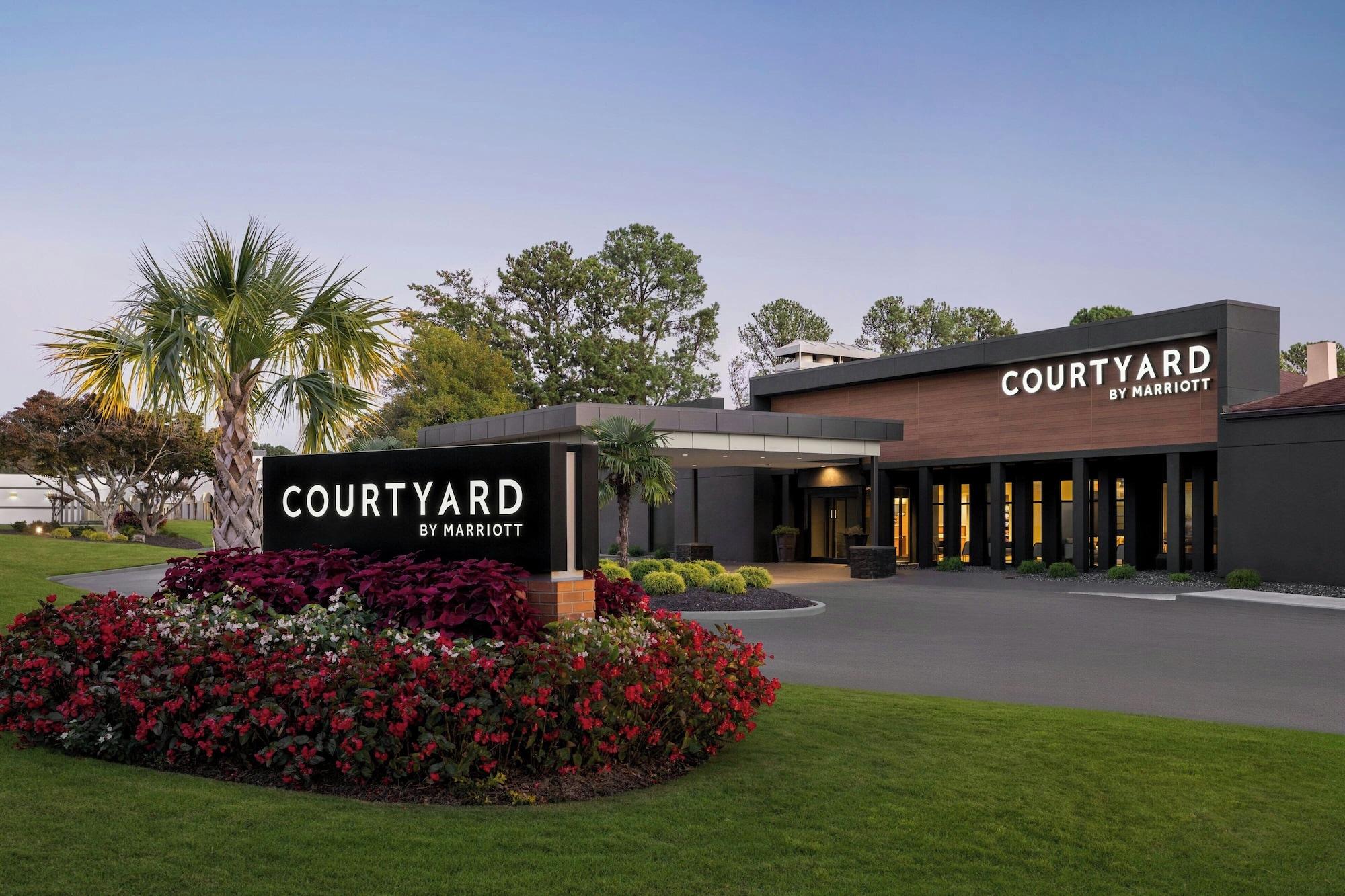 Vista Exterior Courtyard by Marriott Atlanta Northlake