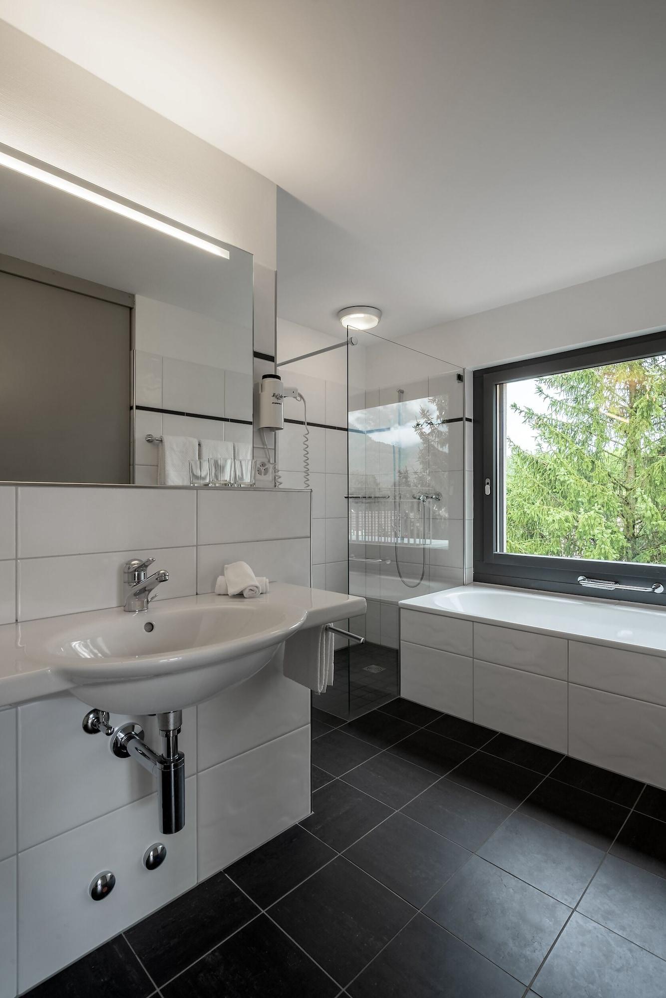 Equipamiento de Habitación Hotel Artos Interlaken