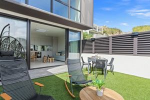 Paquete - The Hills Residence