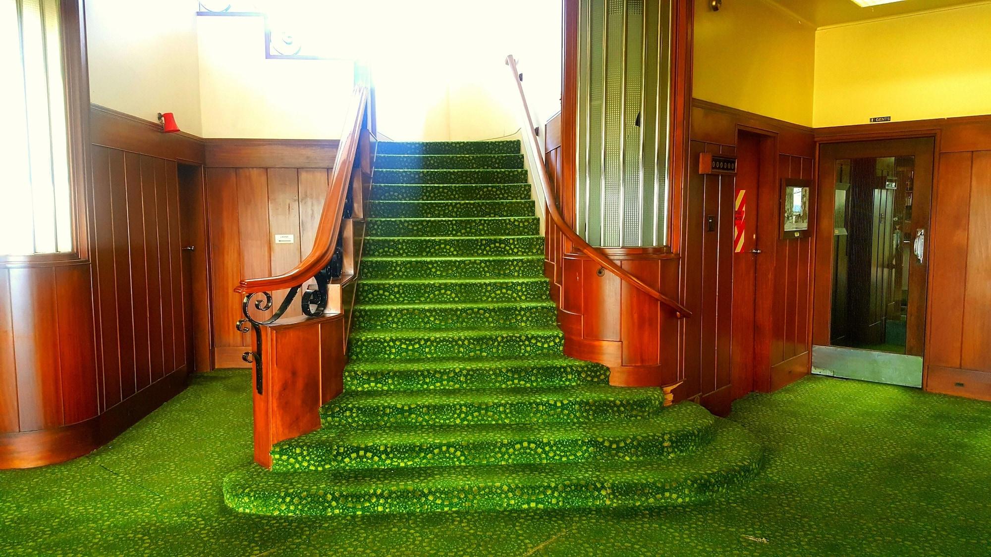 Vista Lobby Putaruru Hotel