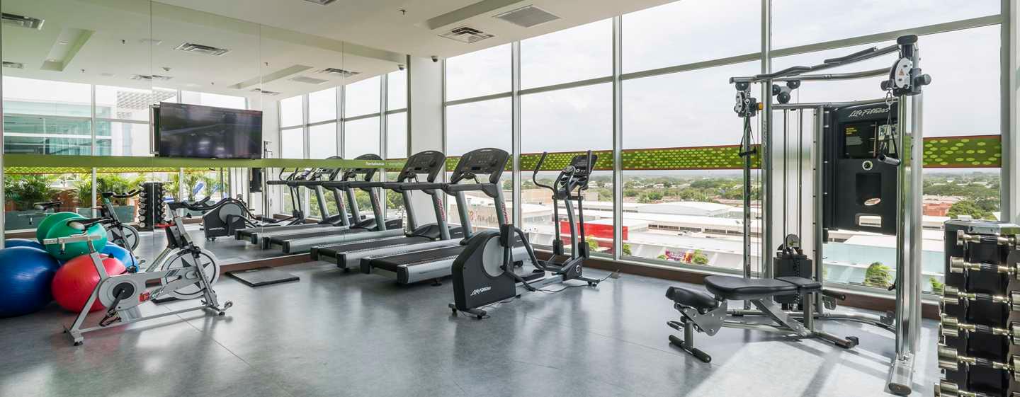 Gimnasio Hampton by HIlton Valledupar
