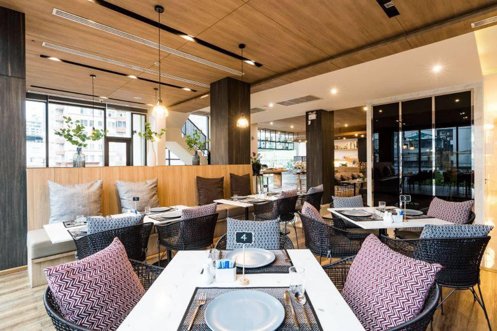 Restaurant The Residence on Thonglor by UHG