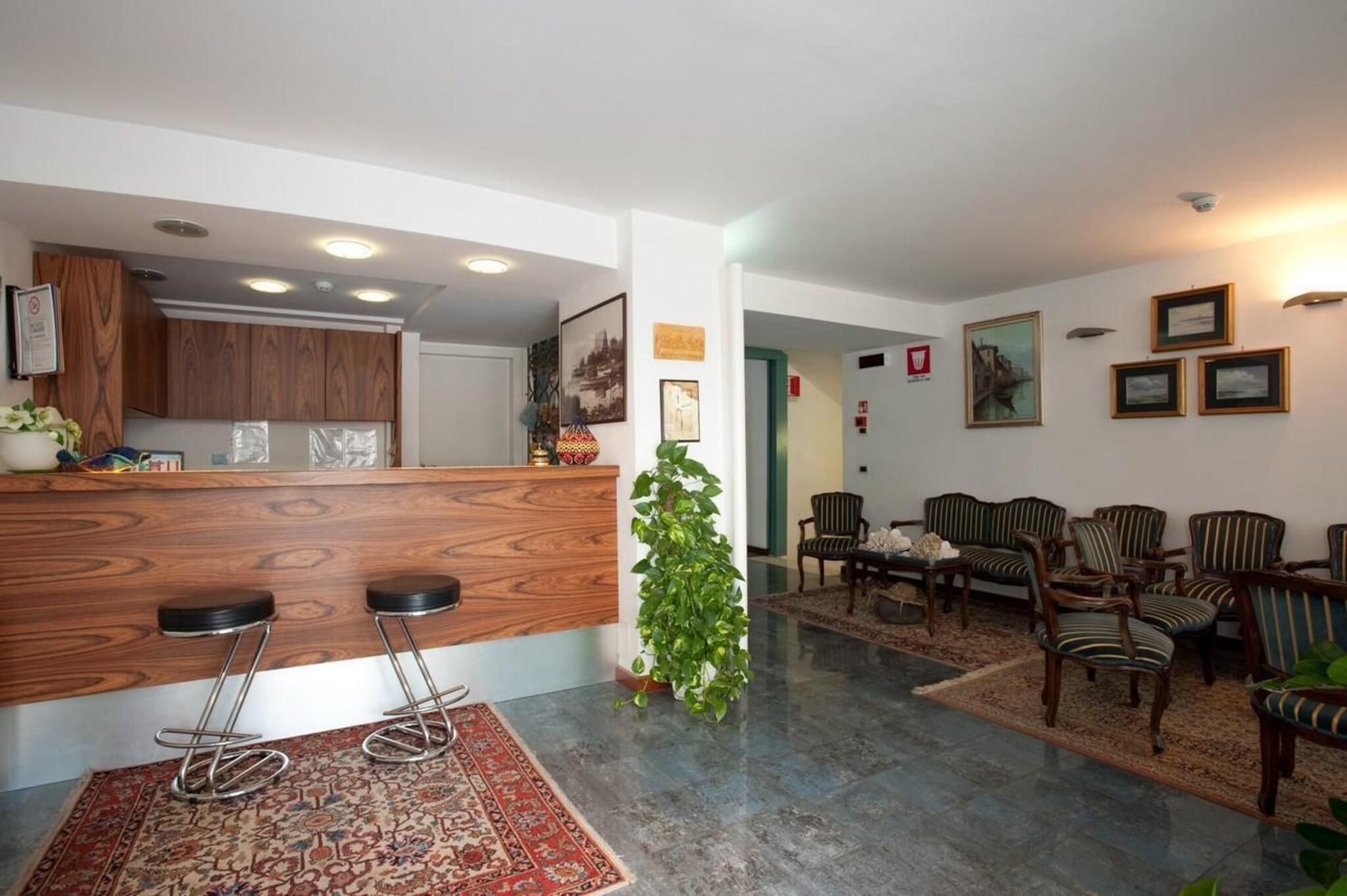 Vista Lobby Hotel Salus