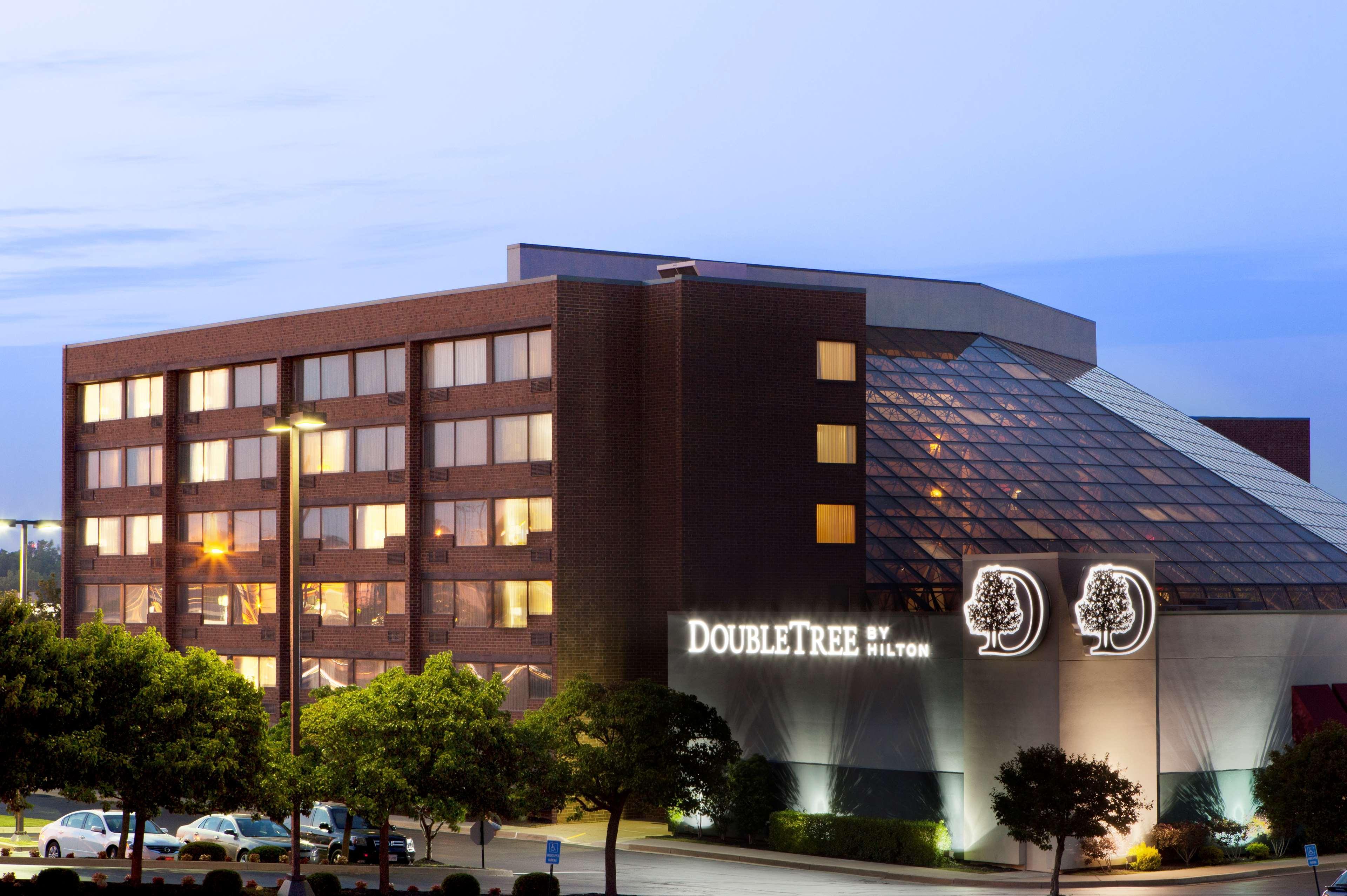 Vista Exterior DoubleTree by Hilton Rochester