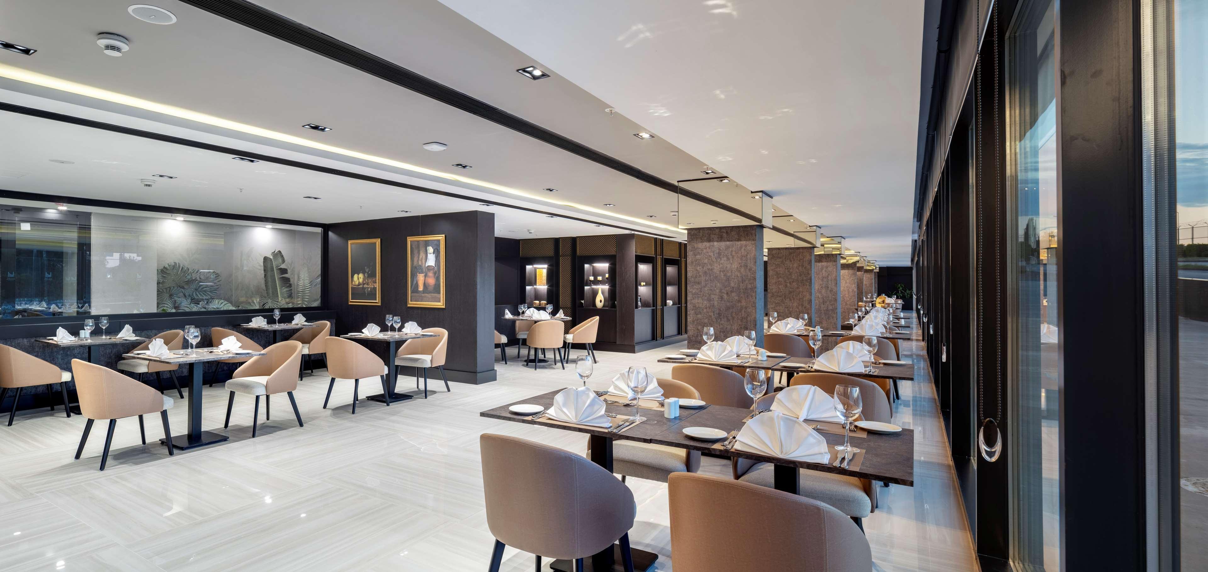 Restaurant Radisson Hotel Izmir Aliaga