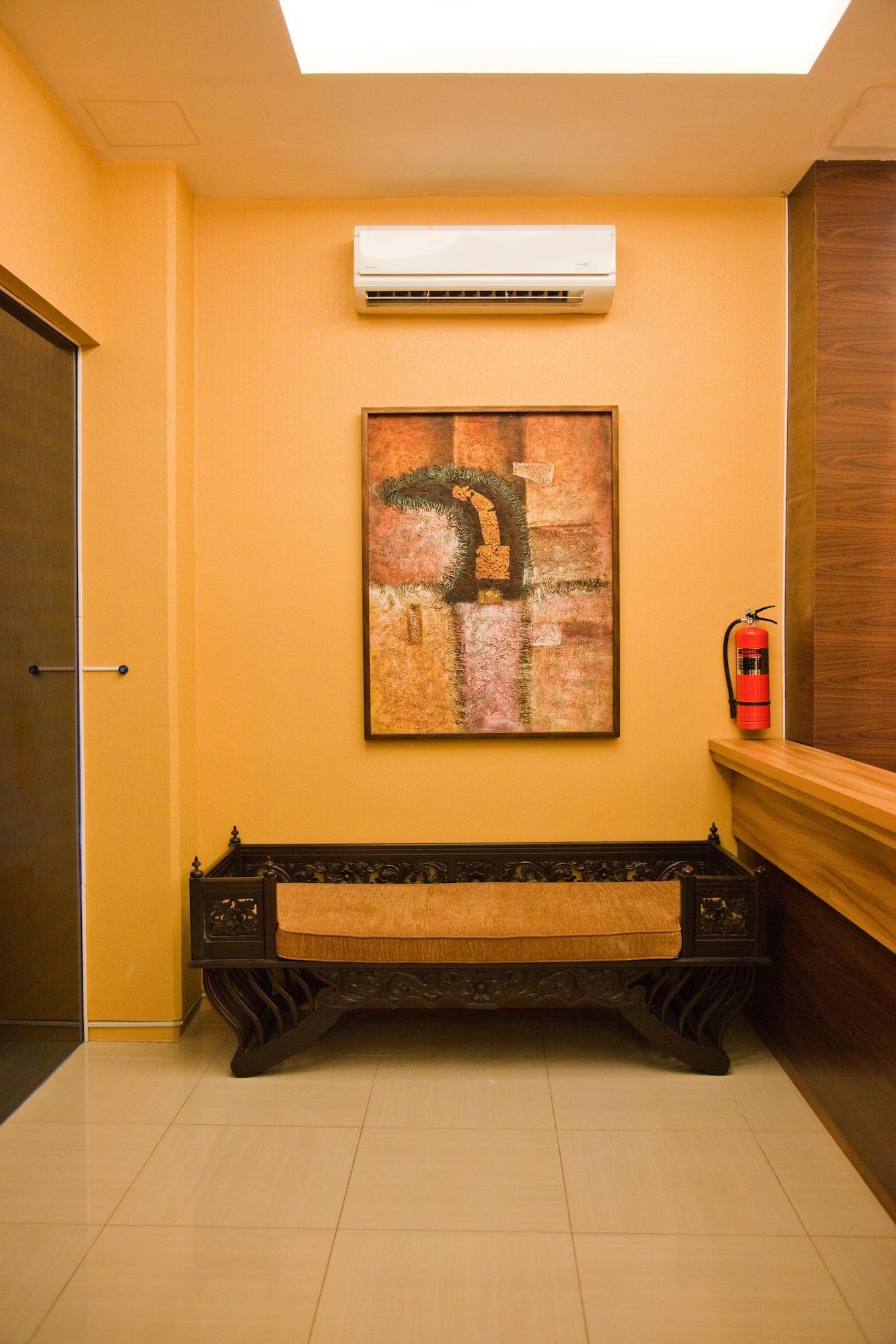 Vista Lobby Rumah Shinta