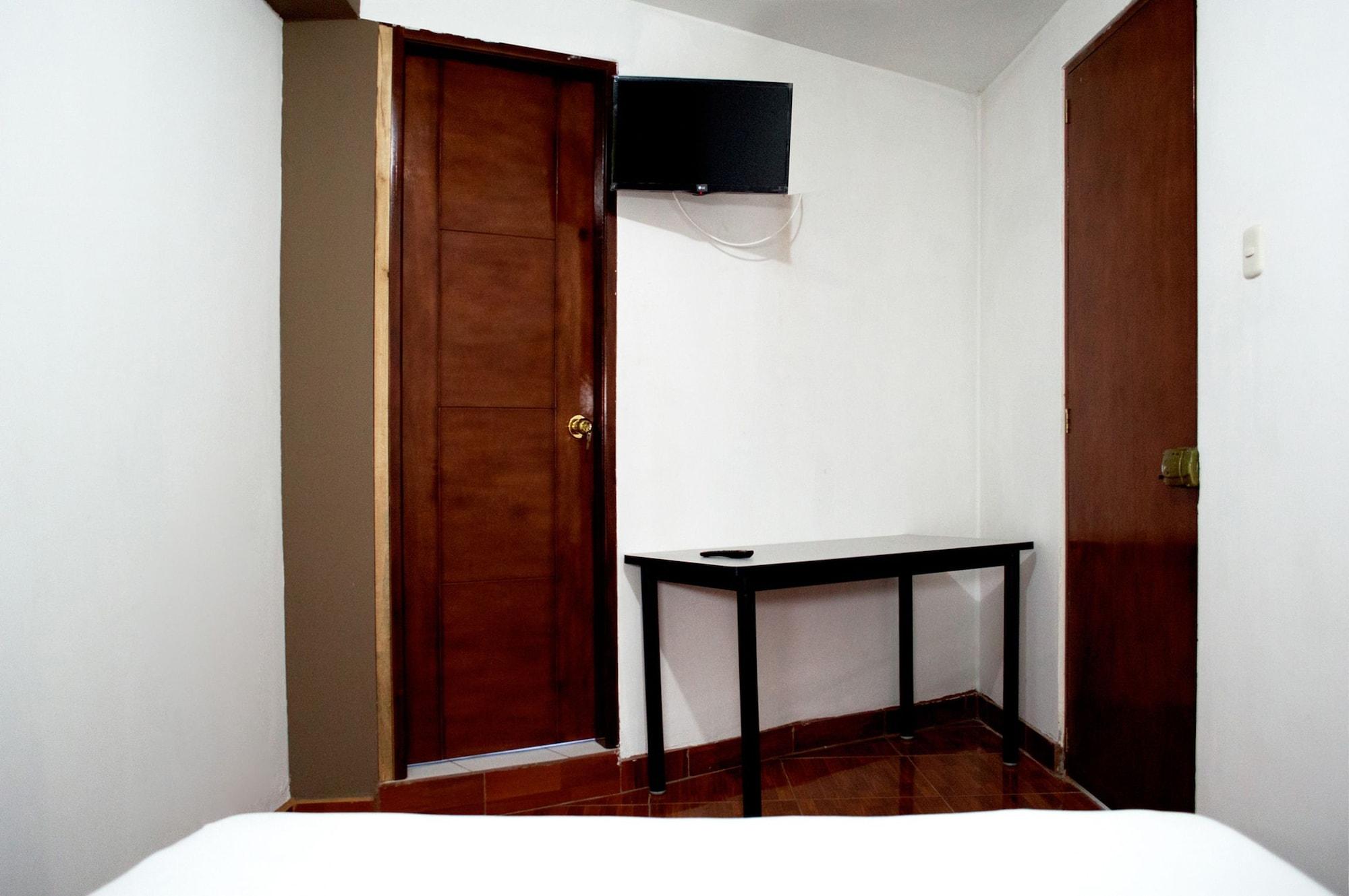Set de Habitación Hostal Los Angeles