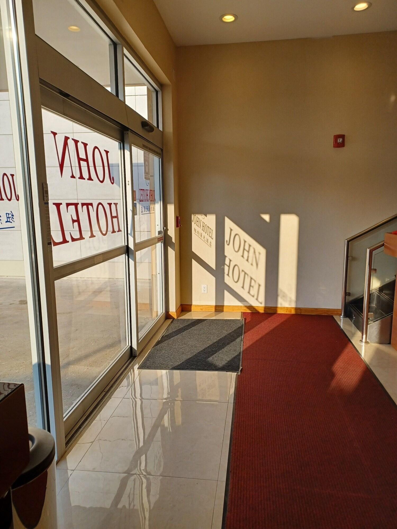 Vista Exterior John Hotel