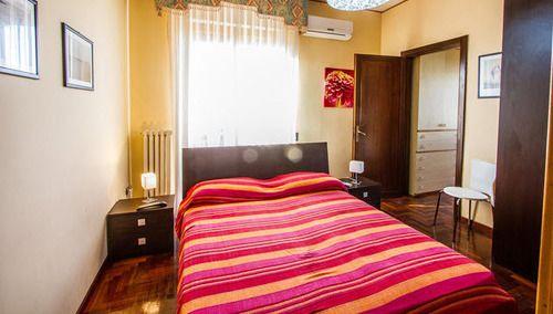 Varios B&B Via Cosimo De Giorgi