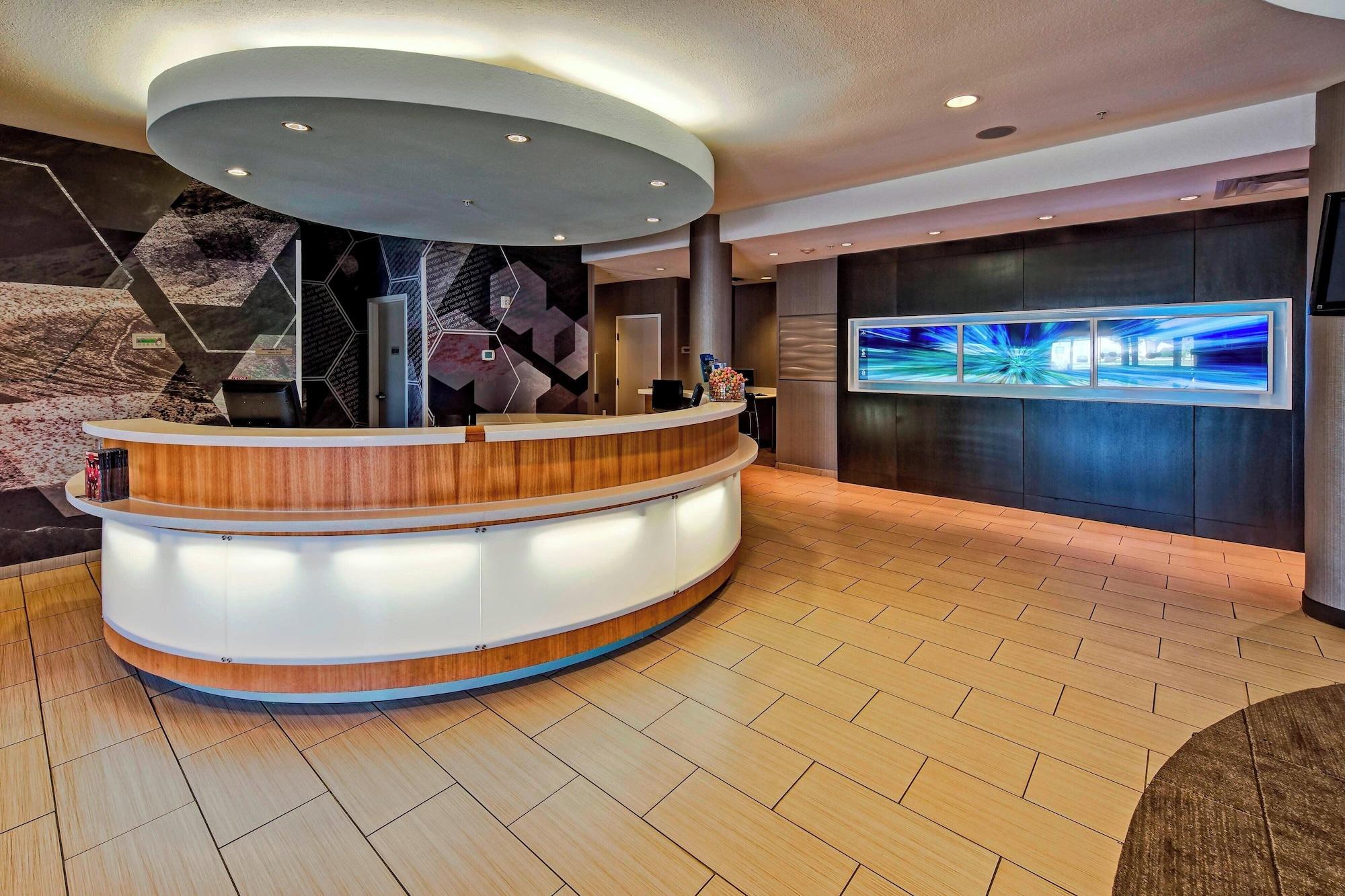 Vista Lobby Springhill Suites by Marriott Moore