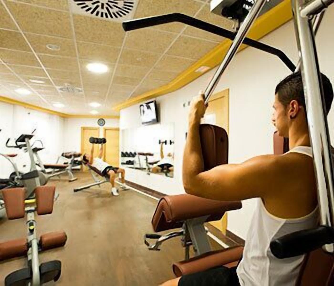 Gimnasio Hotal Azahar